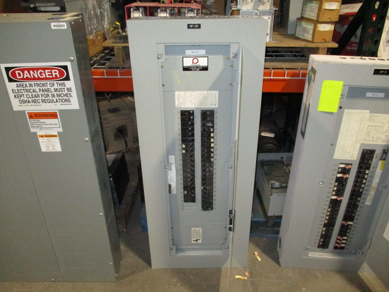 GE Main Lug Breaker Panel AQU3422RCX 225A Max 208/120V 3Ph 4W 42-Slot Used