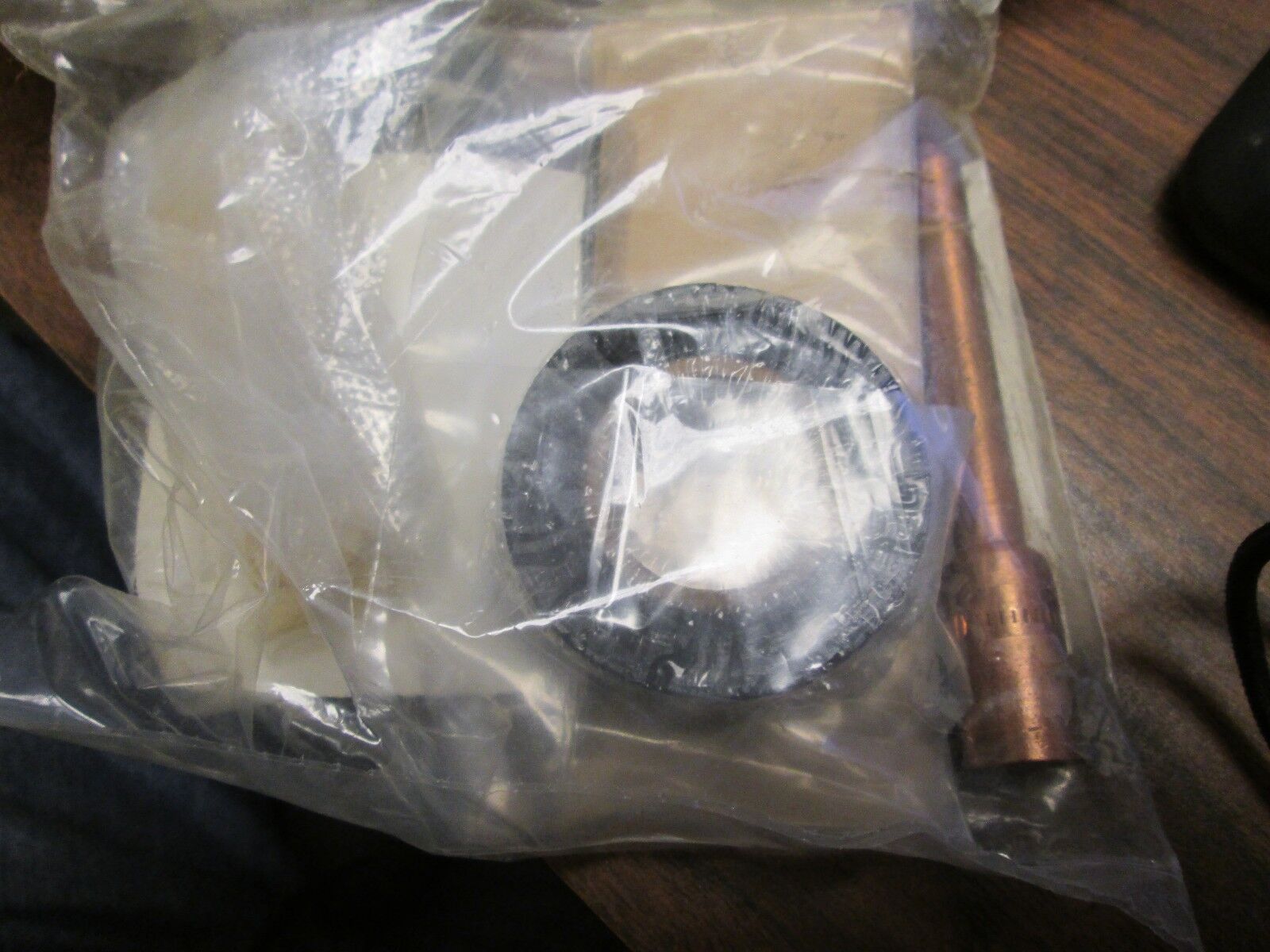 G&W Slip-On Terminator PAT-1701 15KV New Surplus