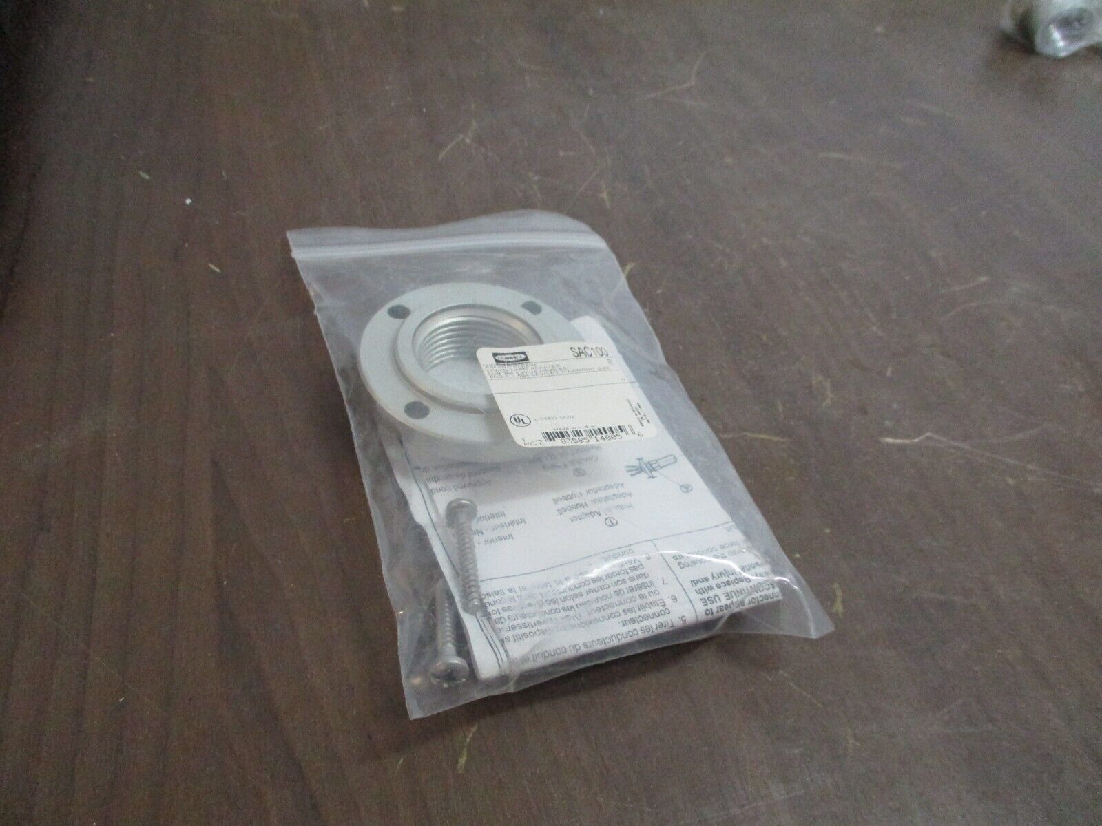 Hubbell Liquid-Tight Adapter SAC100 For: 30A 5W All 60A 1" Conduit Size