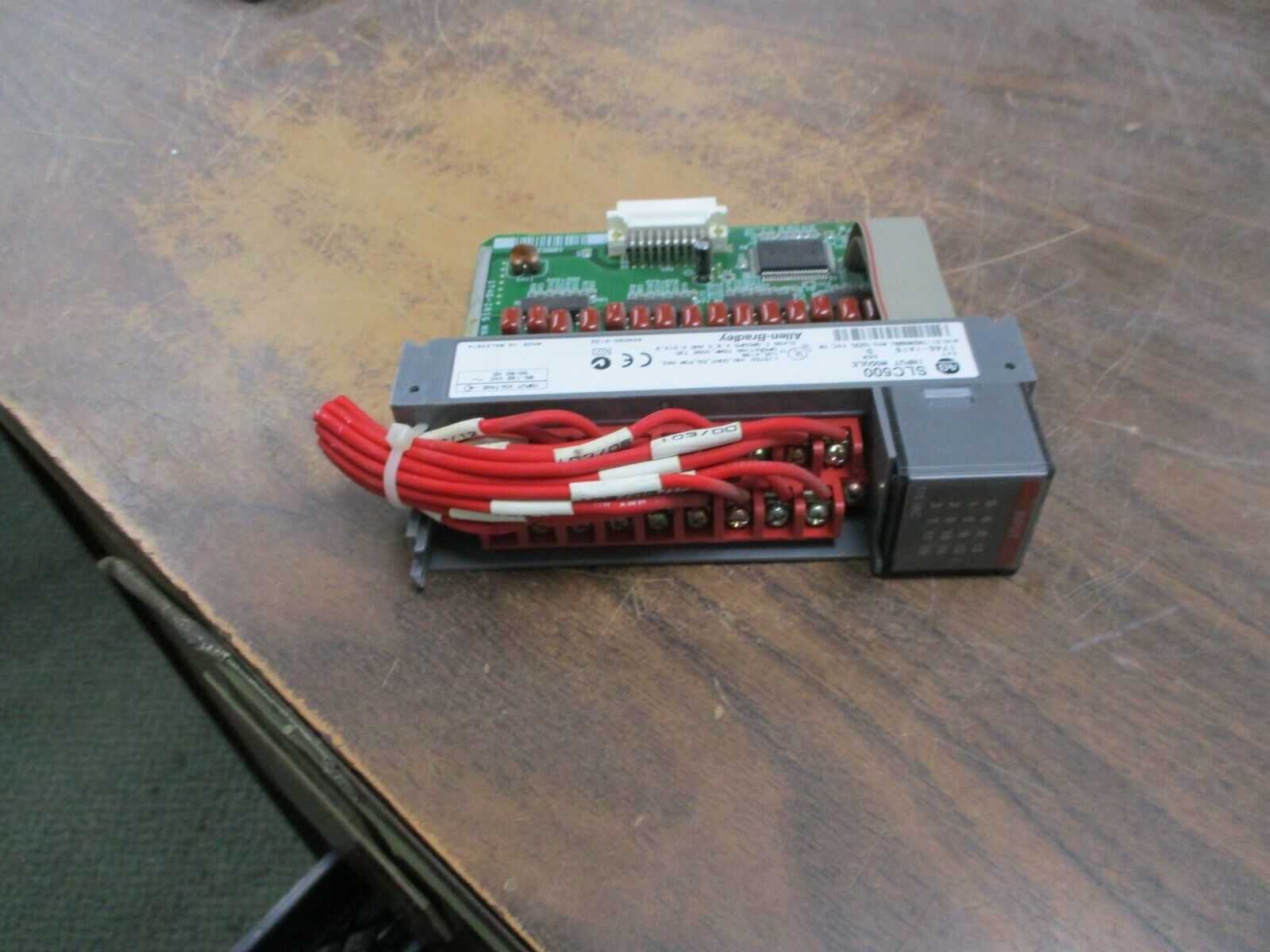 Allen-Bradley SLC500 Input Module 1746-IA16 85-132VAC 50/60Hz Ser. D Used