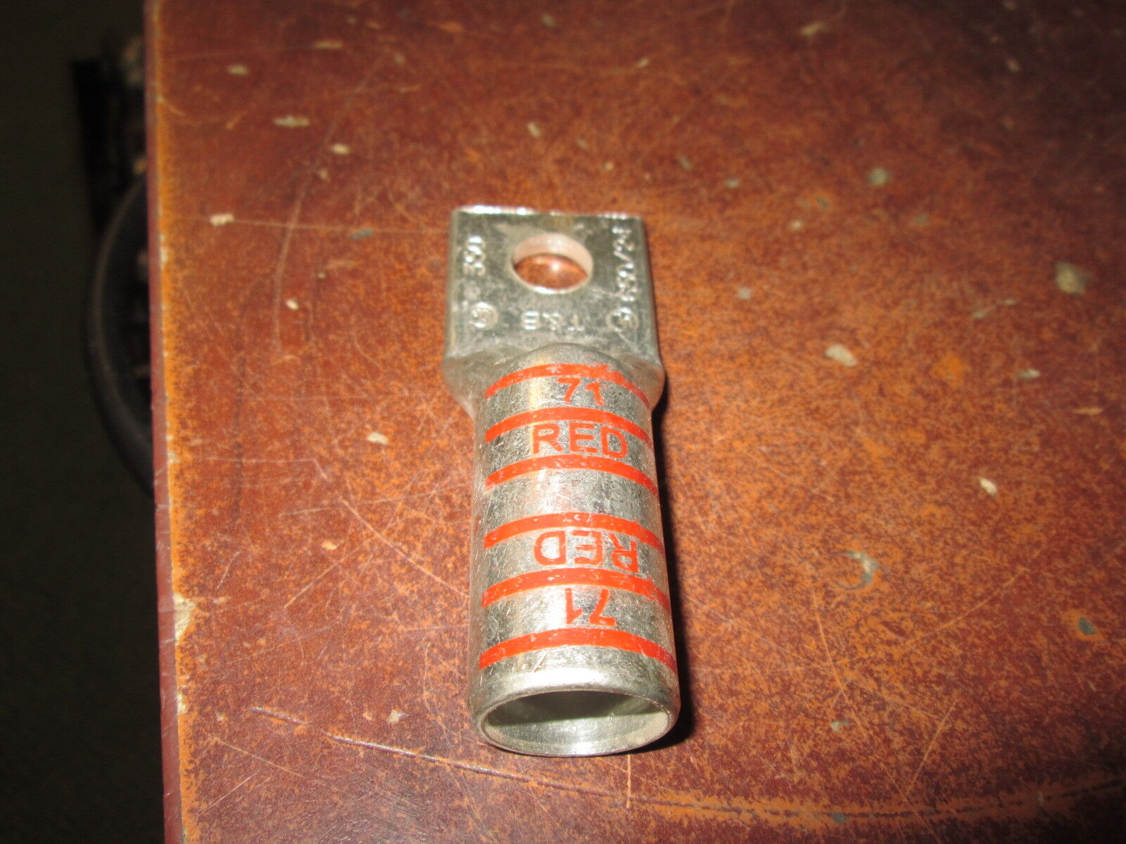 T & B Crimp Lug 350MCM New Surplus