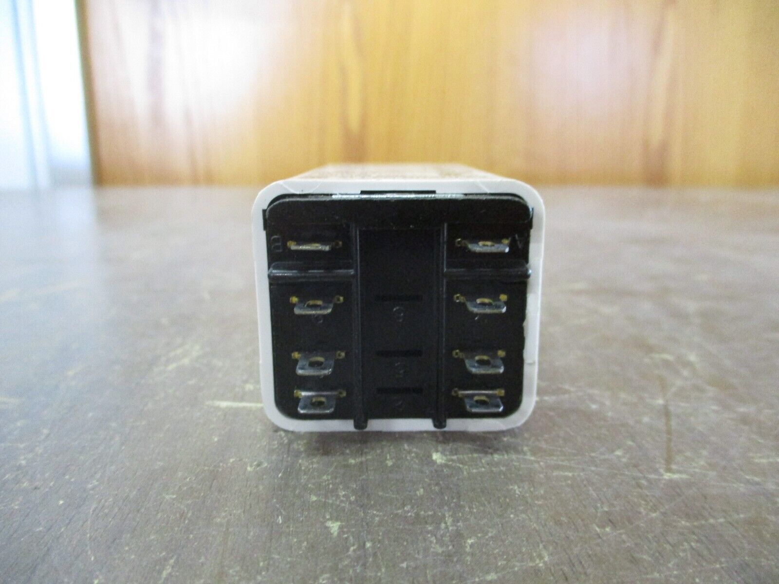 Allen-Bradley Time Delay Relay 700-HS12BA1 Ser. A 120VAC Range: 1.0-180s Used