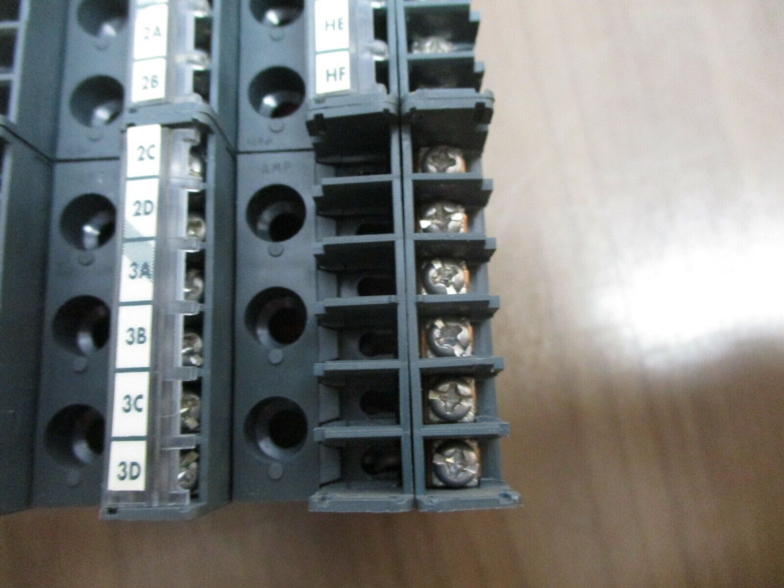 Barber-Colman Digital Temperature Controller 224C017.RHXXFHFL.X00 Used