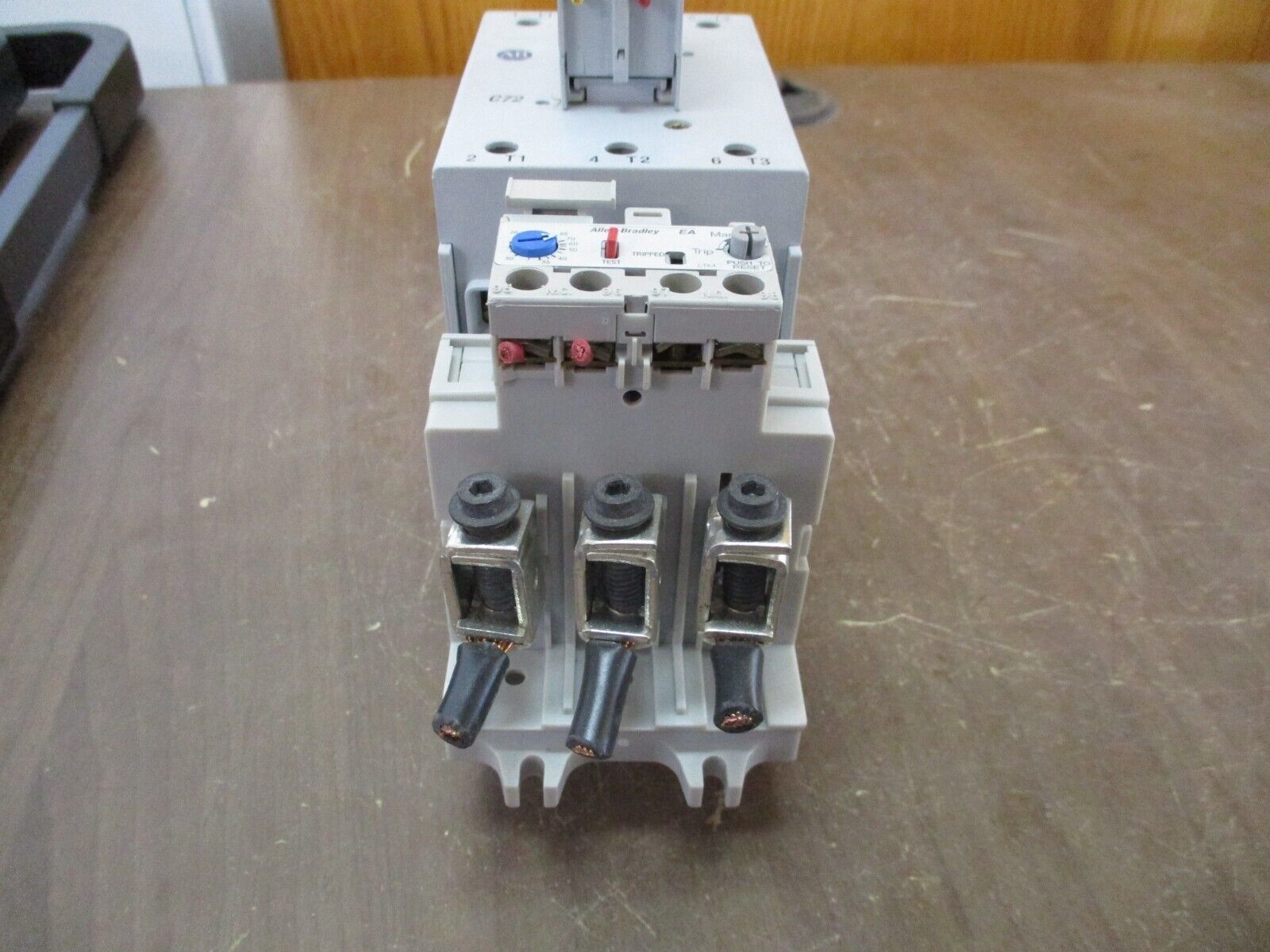 Allen-Bradley Starter 100-C72*00 / 193-EA2KE 120V Coil Trip: 26-85A 600V Used
