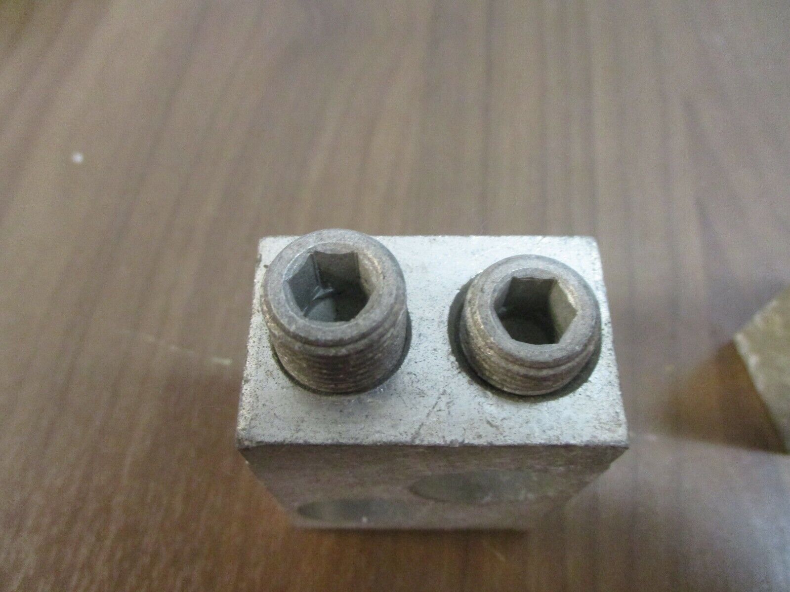 ITE Circuit Breaker Lug TA2J6500 *Lot of 2* Used