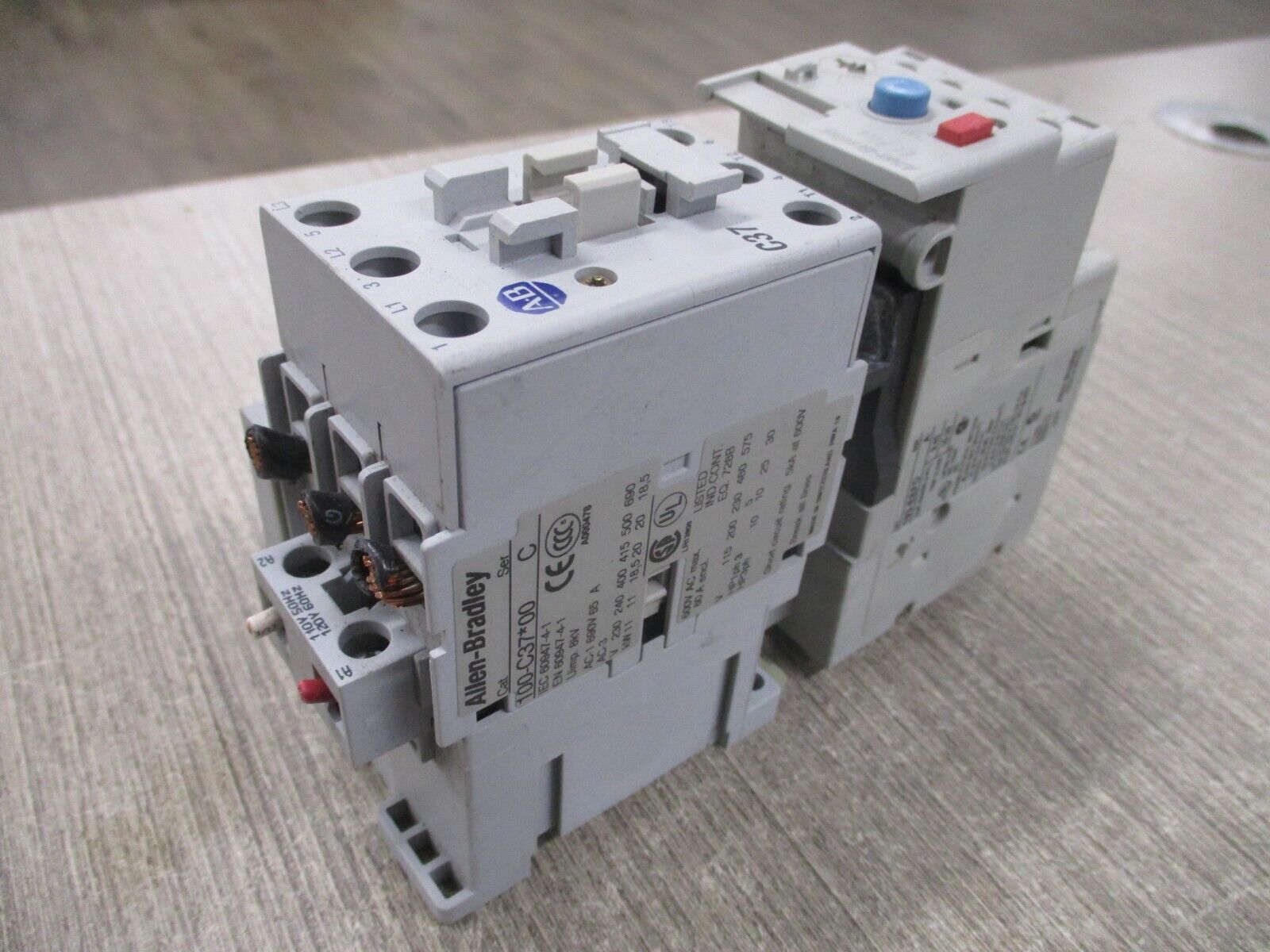 Allen-Bradley Starter 100-C37*00/193-EEFD 120V Coil Trip : 9-45A 600V Used