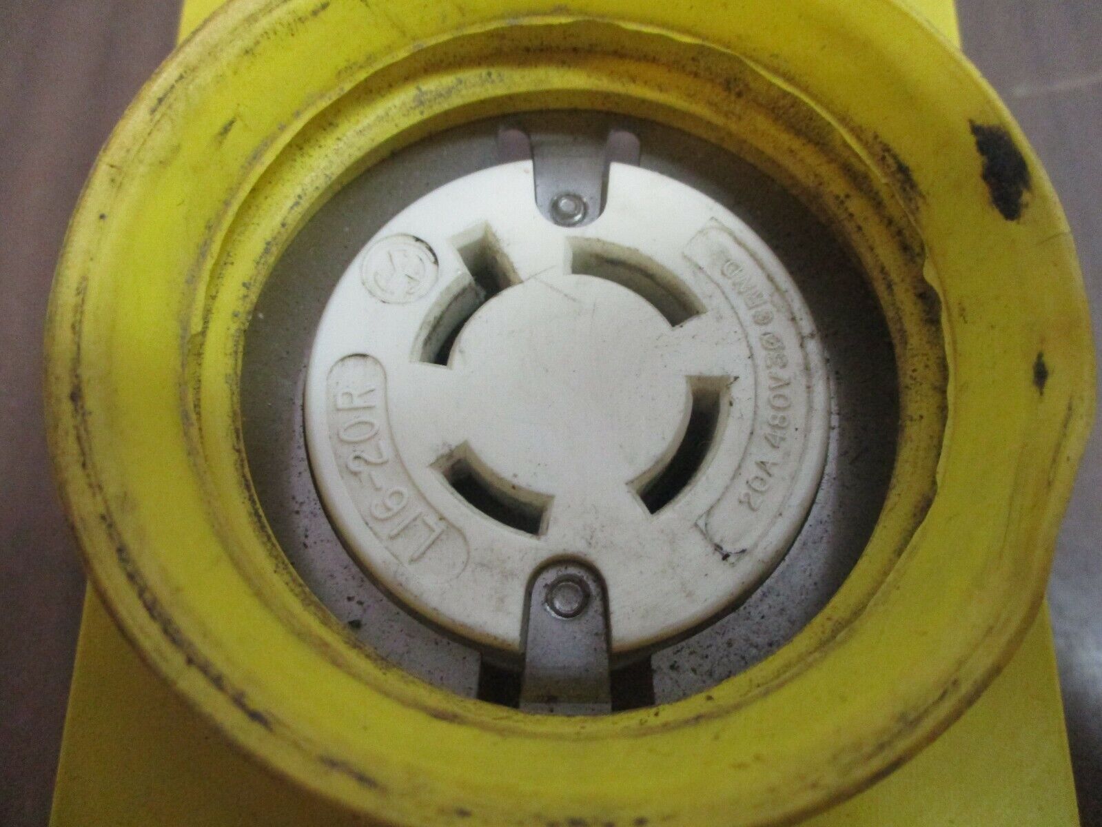 Woodhead Watertite Receptacle Nema L16-20R 20A 480V 3Ph Used