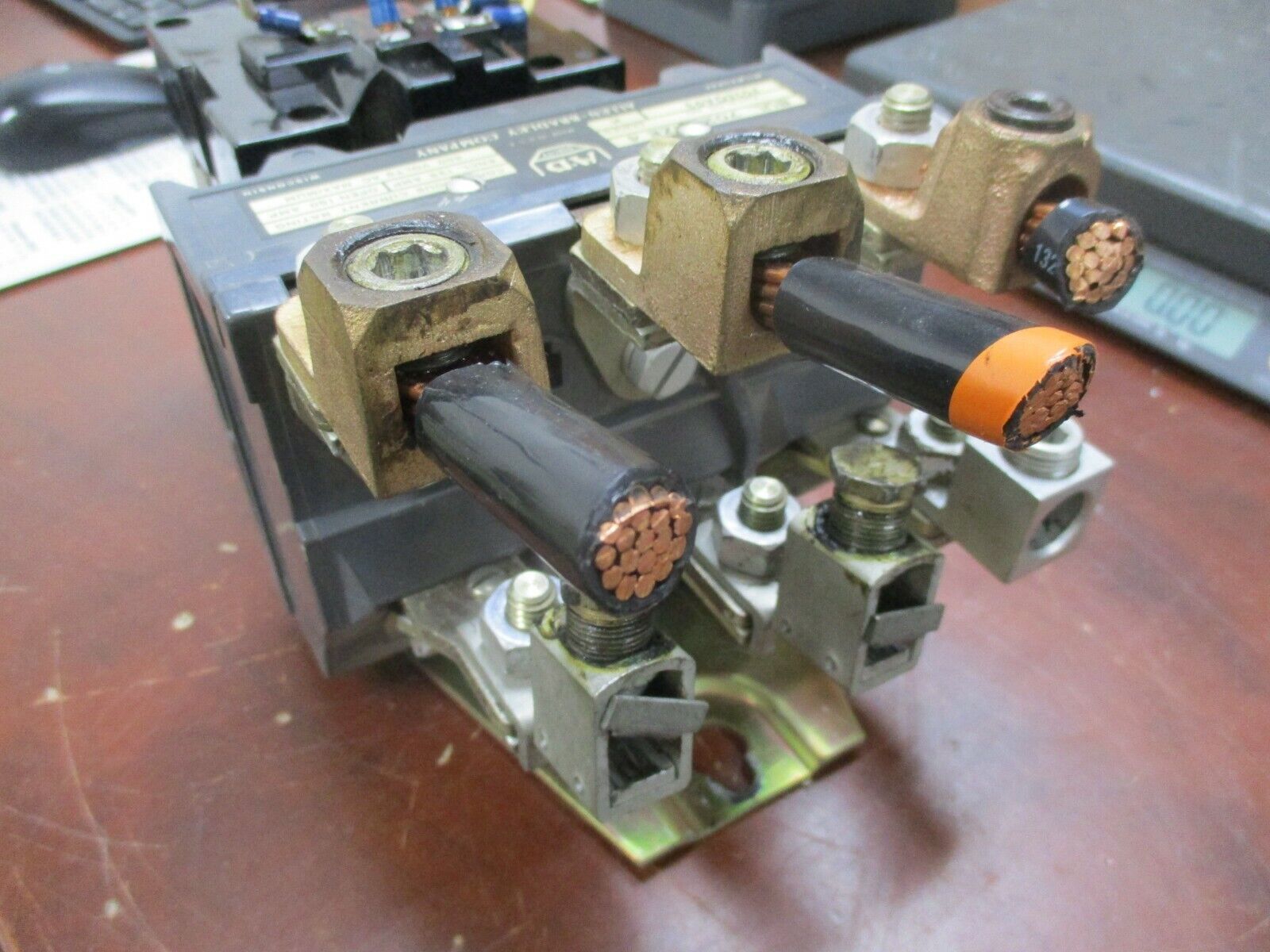 Allen-Bradley Size 4 Contactor 702EOA93 150A 600V Used