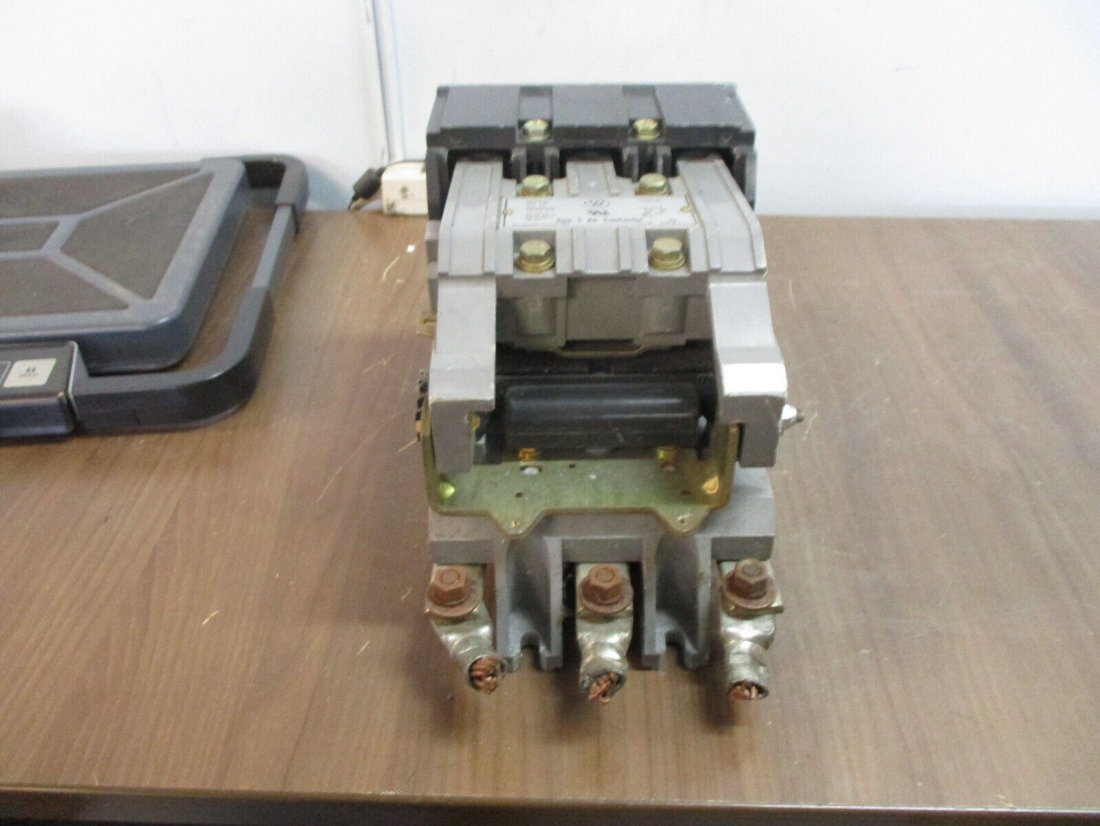 Westinghouse GCA 530 Size 5 Contactor 2045A40G01 300A 600V 60Hz Used