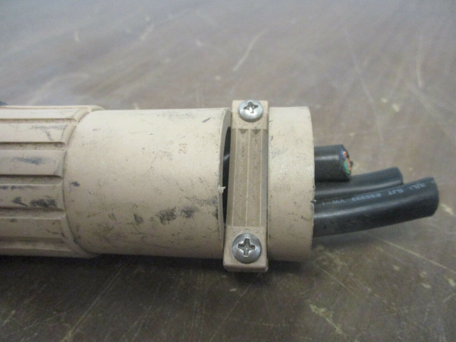 SOURIAU UTP Series Power Signal Connector 24-7 (7 x #8 Pins)(2 x #16 Pins) Used