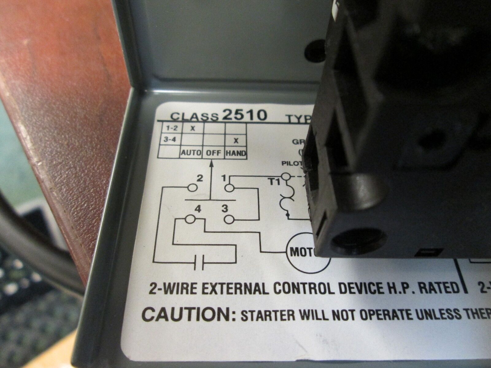 Square D Manual Starter 2510 FG71 New Surplus