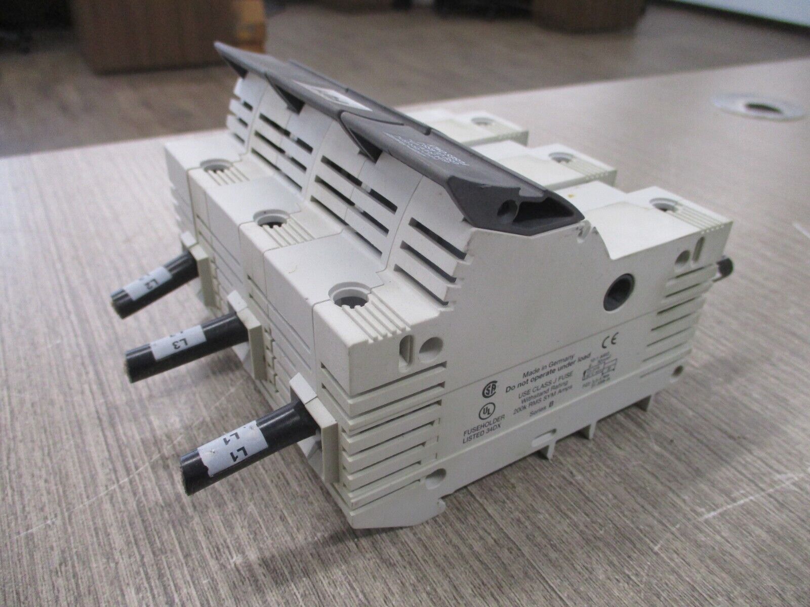 Allen-Bradley Fuseholder 1492-FB3J60-L 60A 600V 3P Used