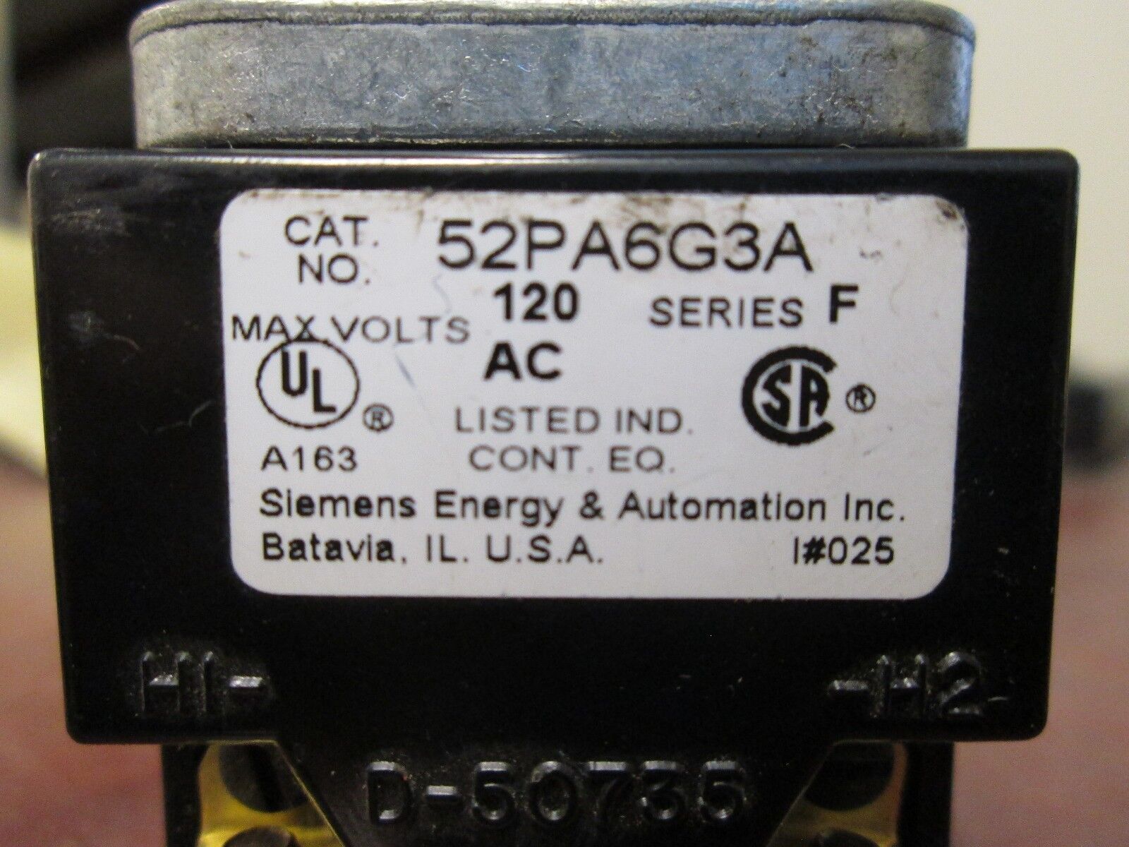 Siemens Green Push Button Light 52PA6G3A 120VAC Used