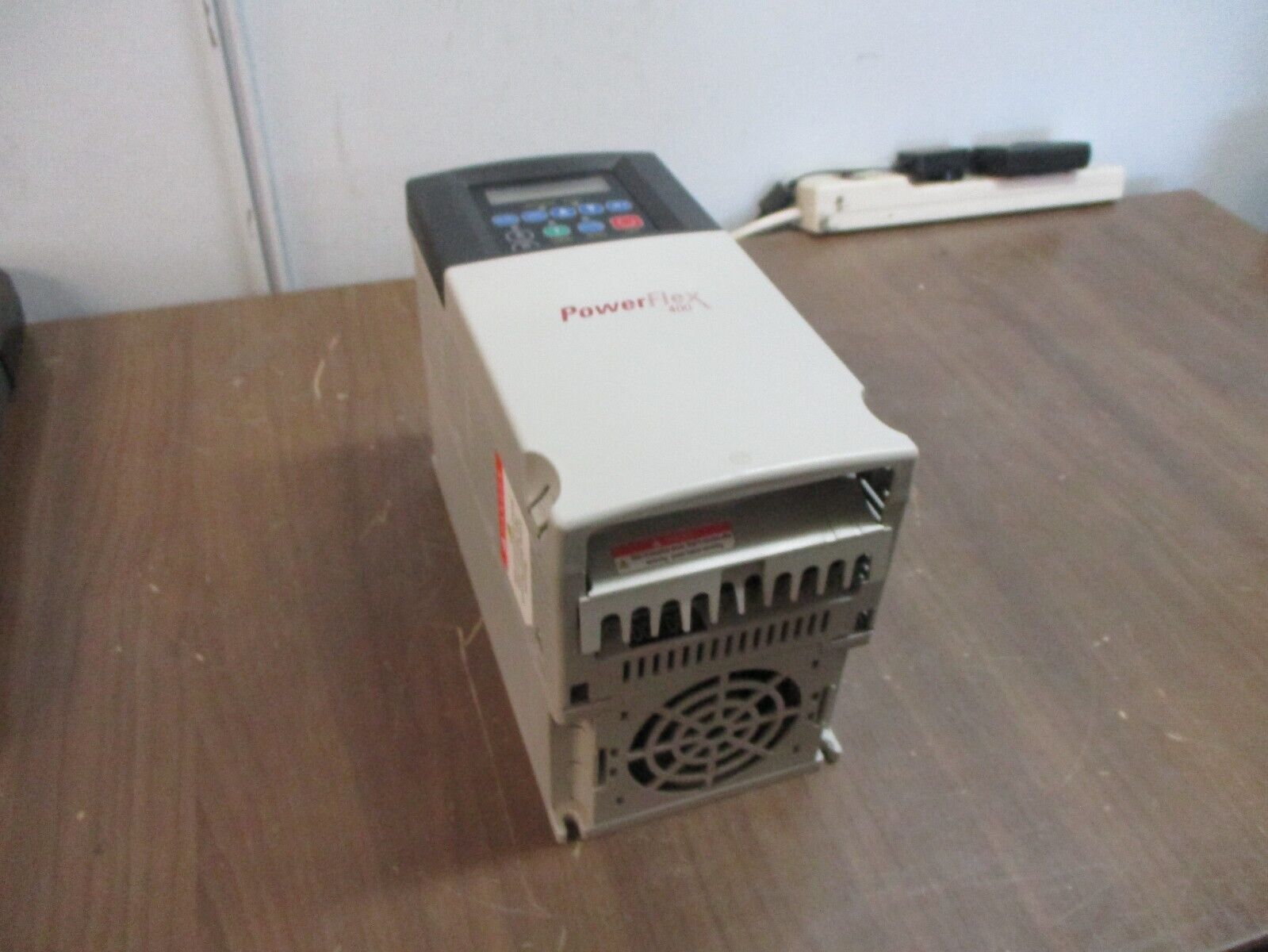 Allen-Bradley PowerFlex 400 AC Drive 22C-D030N103 20HP 3Ph Used