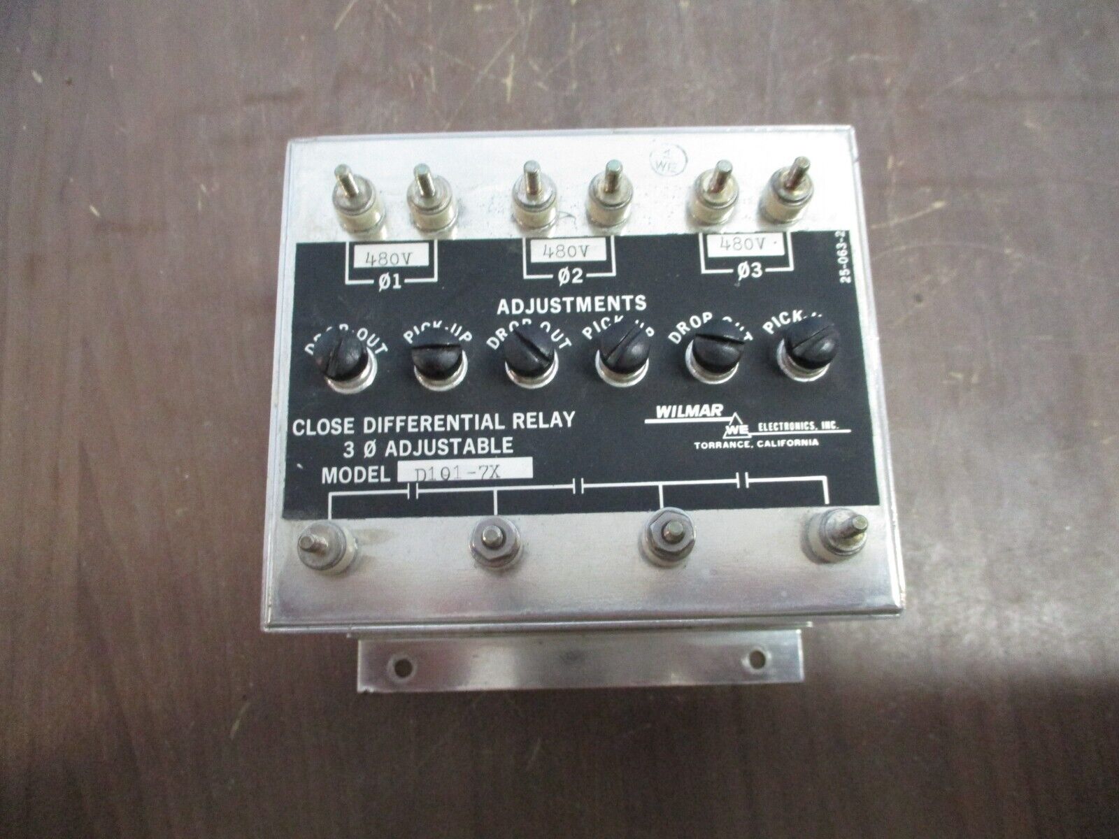 Wilmar Close Differential Relay D101-7X 480V 3Ph Adjustable Used