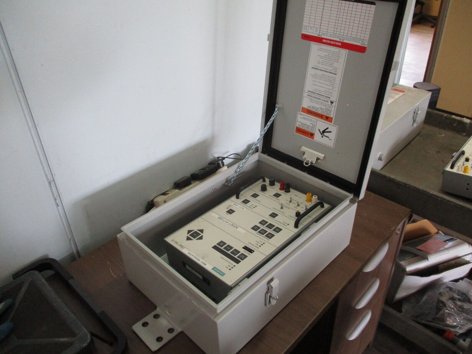 Siemens Accu/Stat MJ-X Voltage Regulator Control Panel S-62449 w/ Enclosure Used