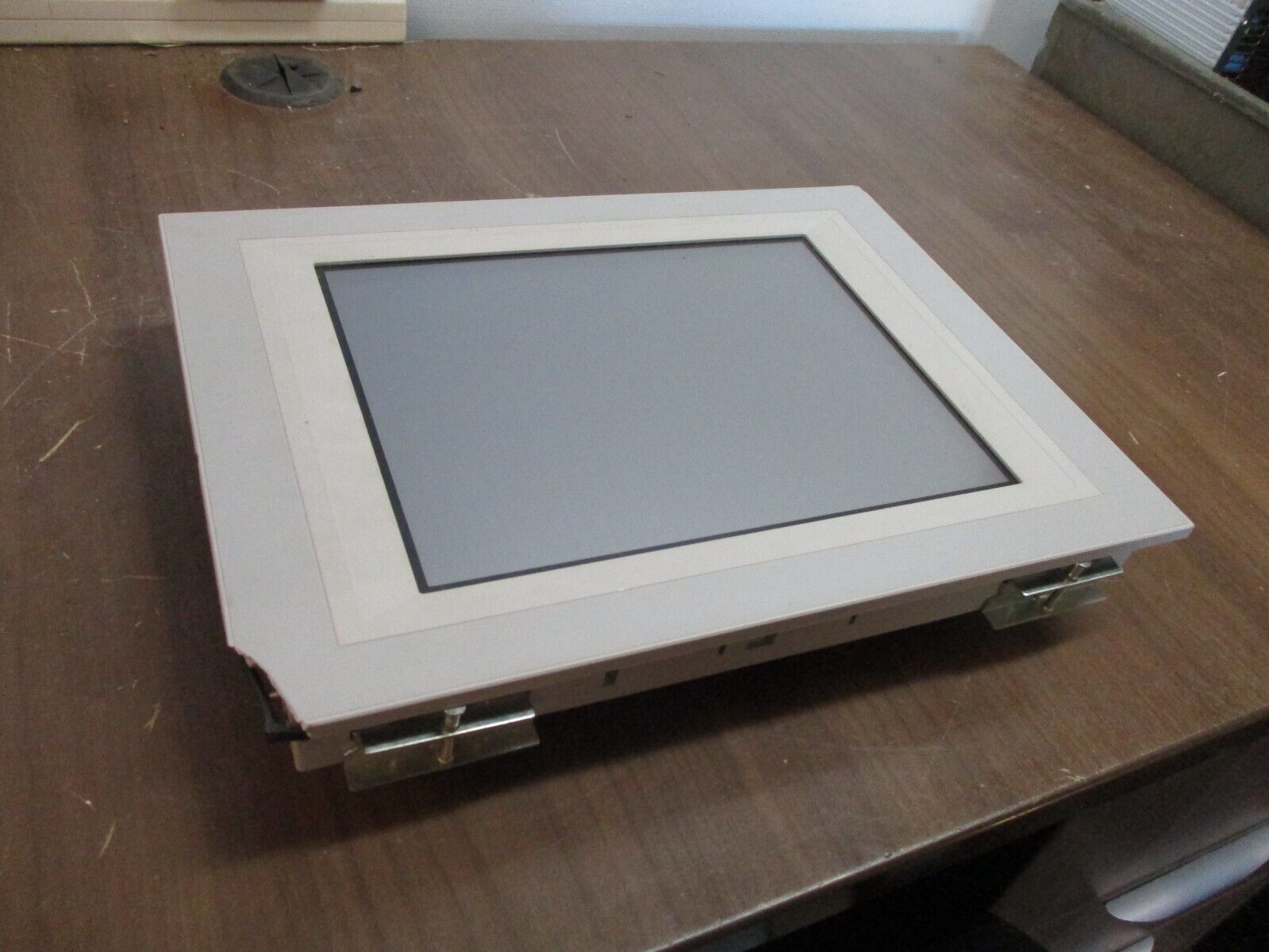 IDEC Micro/I Operator Interface Panel HG3F-FT22TF-W 24VDC 25W *Broken Corner*