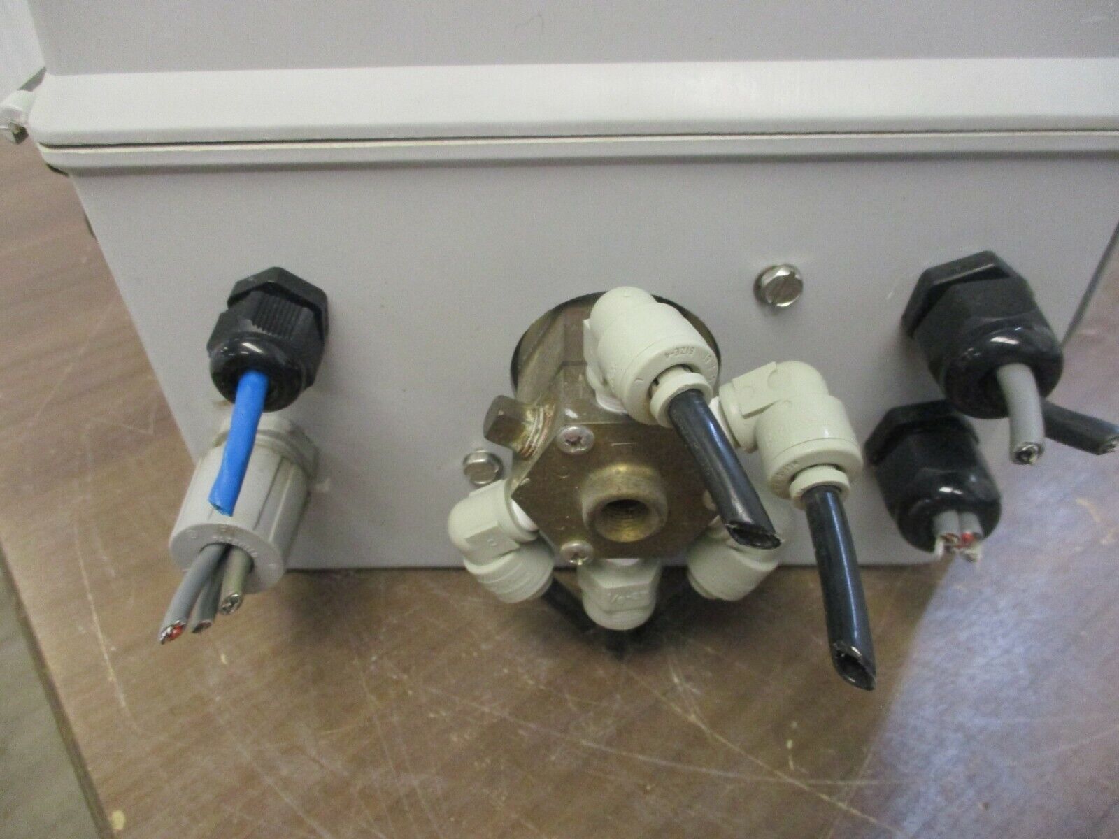 Pentair 48 Series Stager/Controller 48ES 15W 125PSI *Some Shelf Wear* Used
