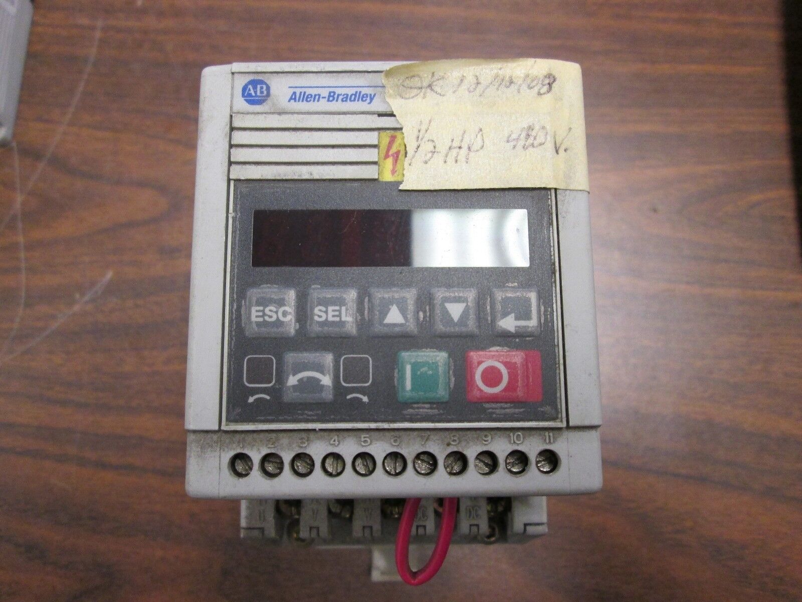 Allen-Bradley Preset Speed Controller 160-BA01NPS1P1 .5 HP 380-460V Used