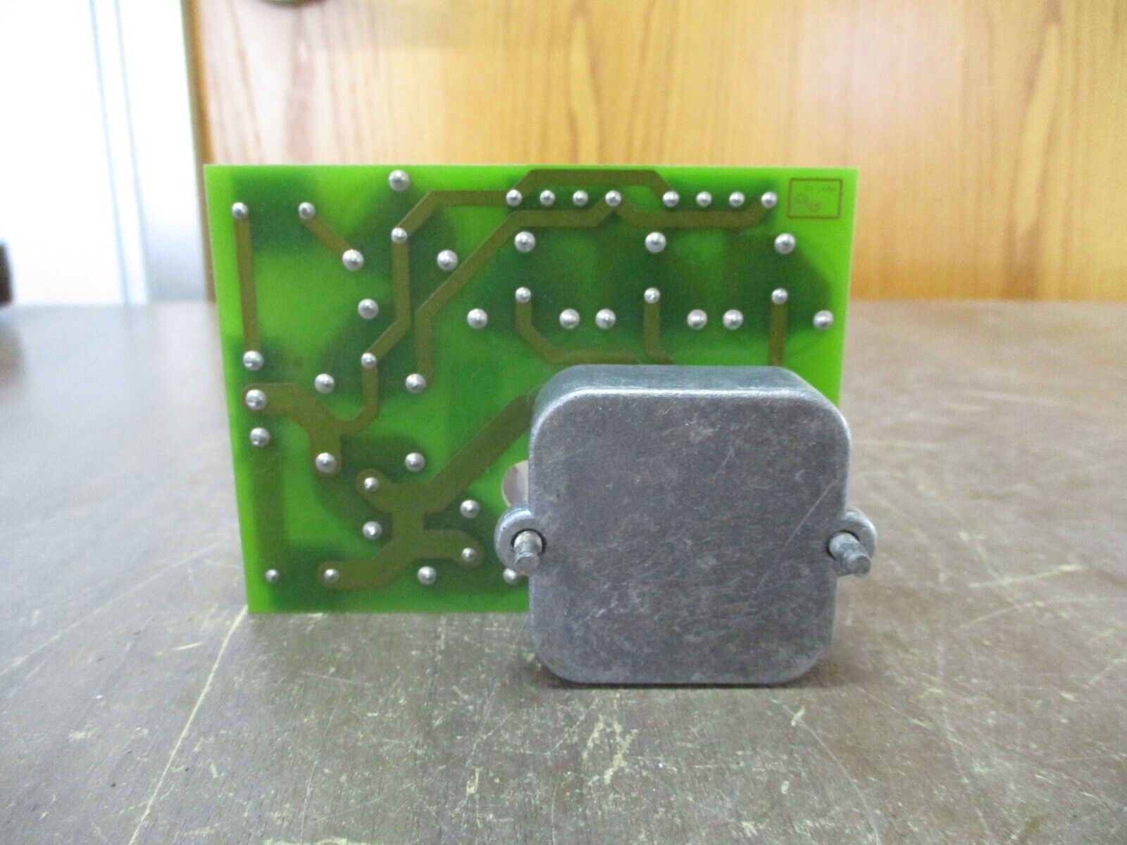 Pillar Capacitor TE-B134-B001-*-01 Used