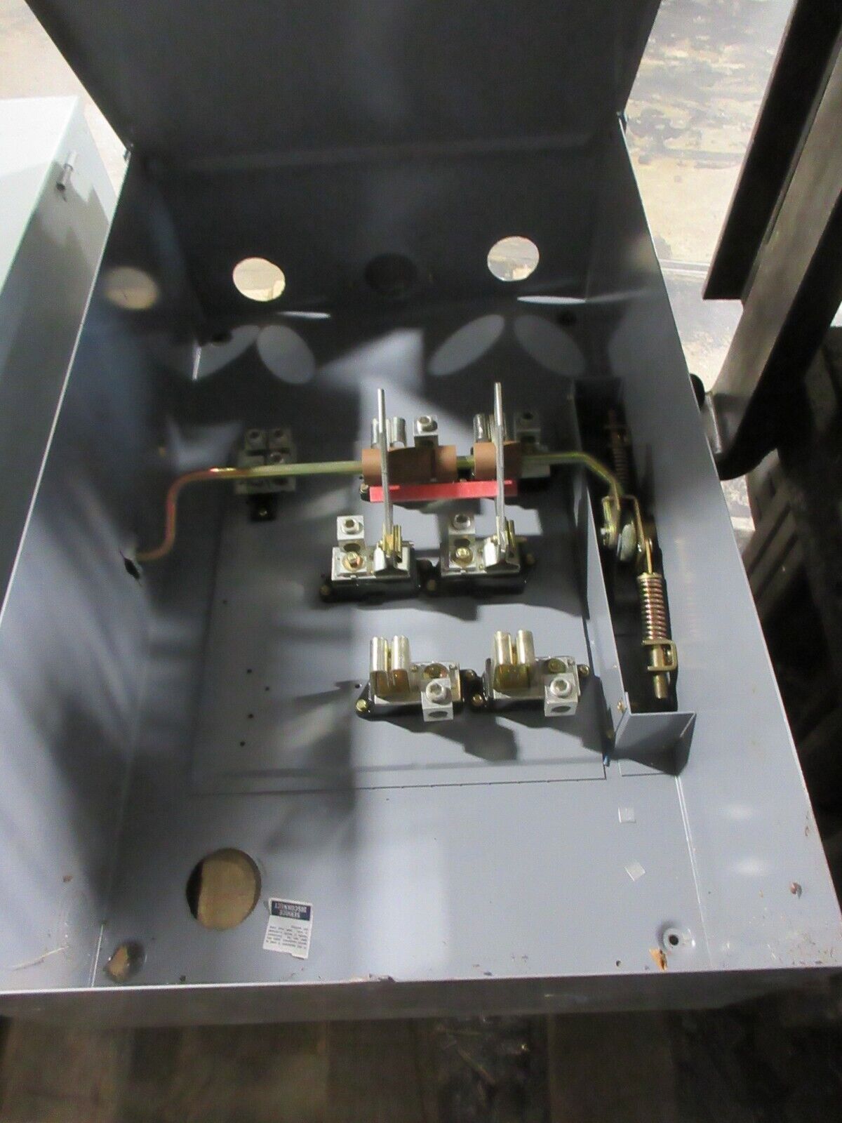 Square D 3R Non-Fusible Safety Switch/Disconnect DTU-224-NRB Ser. E1 200A Used