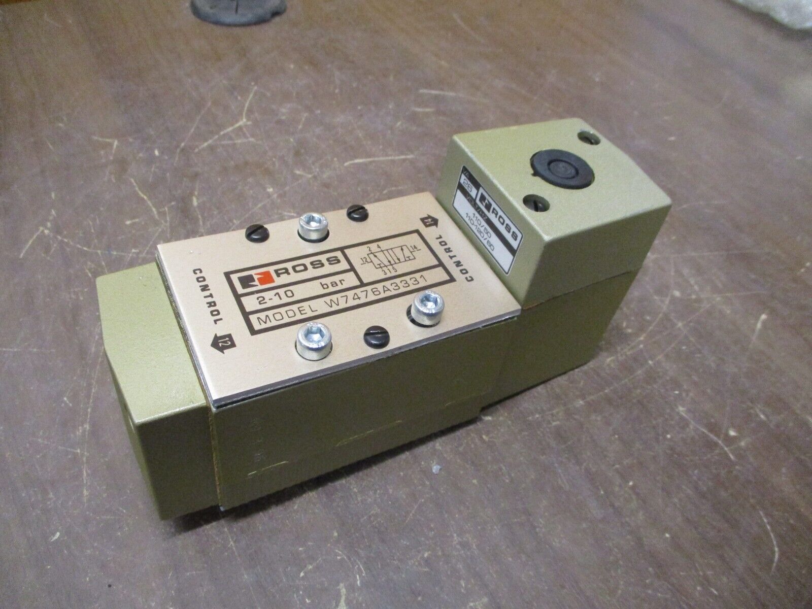 Ross Solenoid Valve W7476A3331 110-120V New Surplus