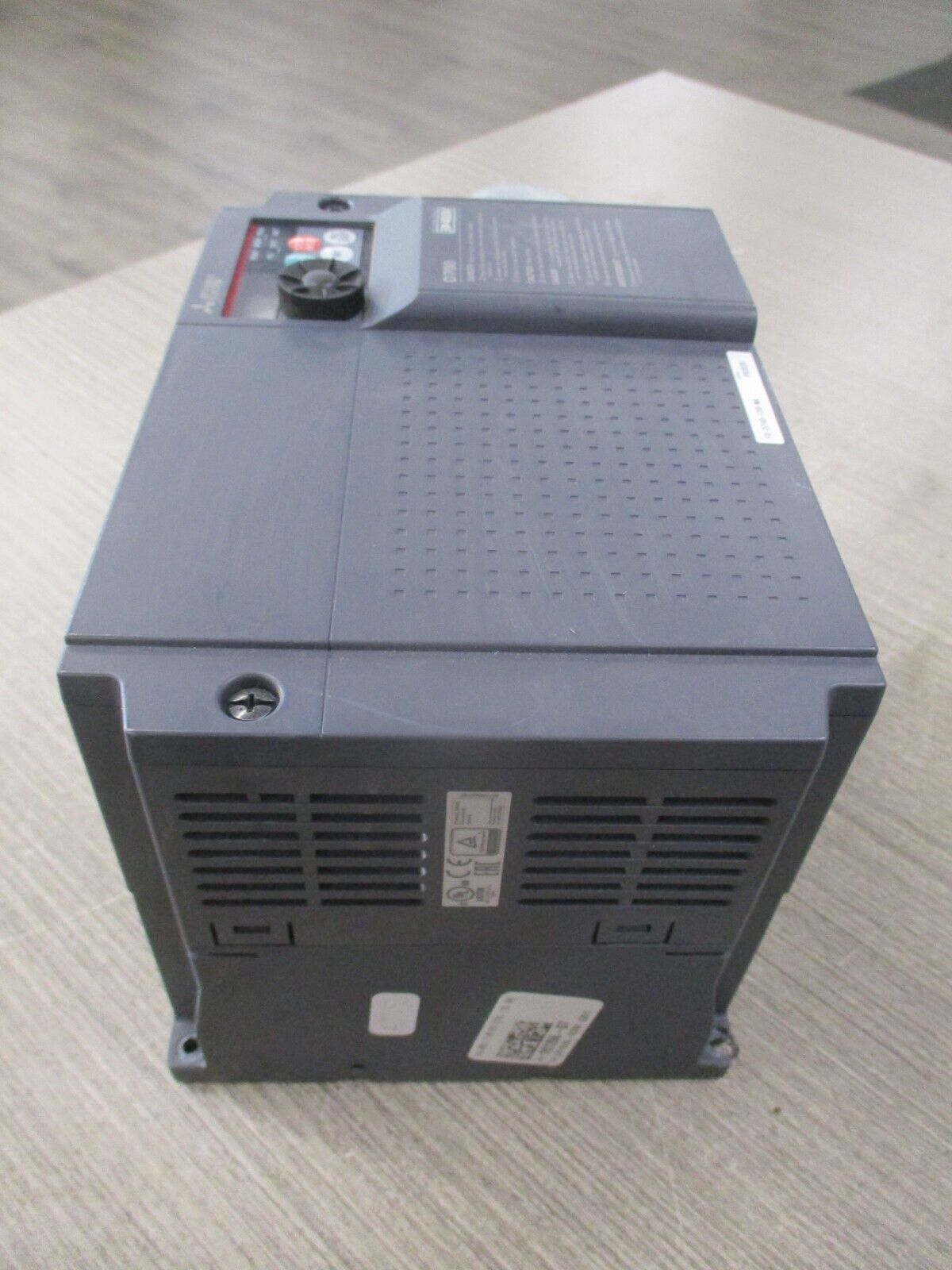 Mitsubishi D700 AC Drive FR-D740-120-NA 7.5 HP 3Ph Input: Output: Used