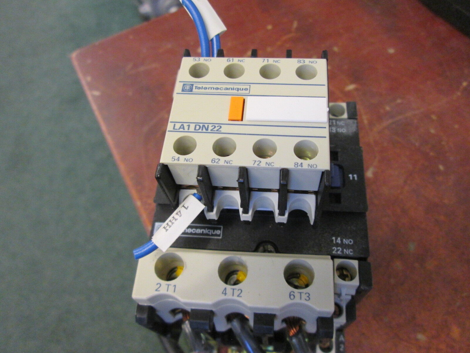 Telemecanique Contactor LC1 D4011 120V 60A 600V W/Aux Contact Block Used