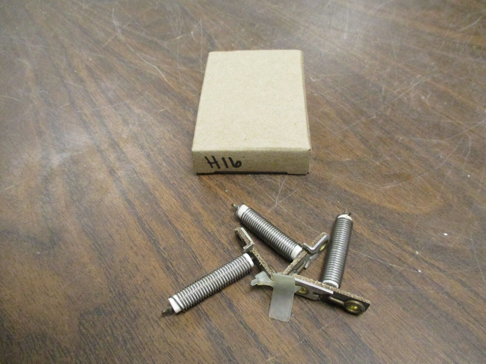 Westinghouse Heaters H16 *Box of 3* Used