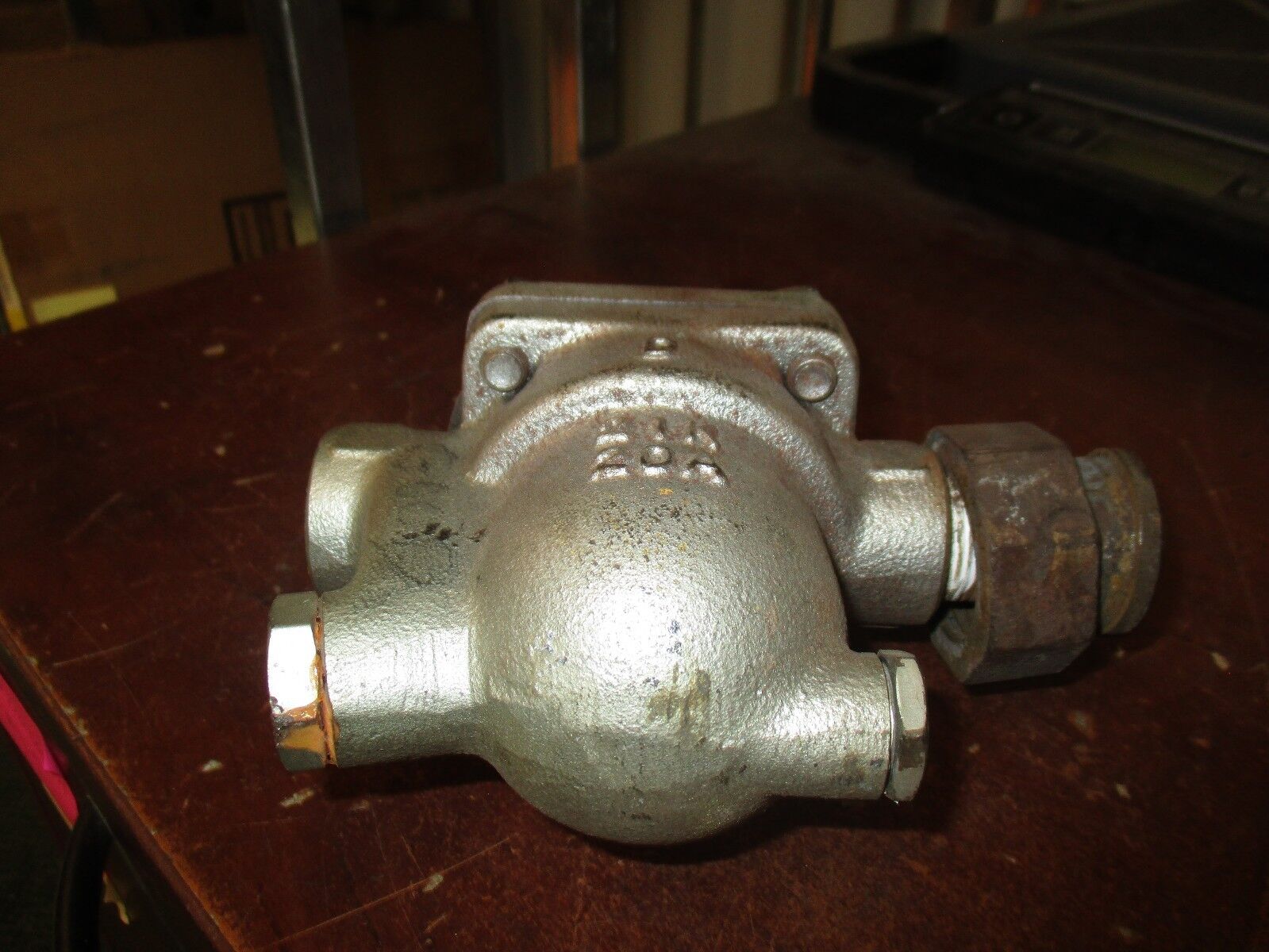 TLV Free Float Steam Trap J3X-5 Size: 3/4" PMA: 300 PSIG PMX: 75 PSI Used