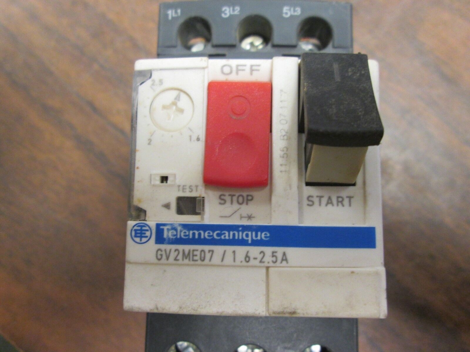 Telemecanique Manual Motor Starter GV2ME07 Range: 1.6-2.5A Used