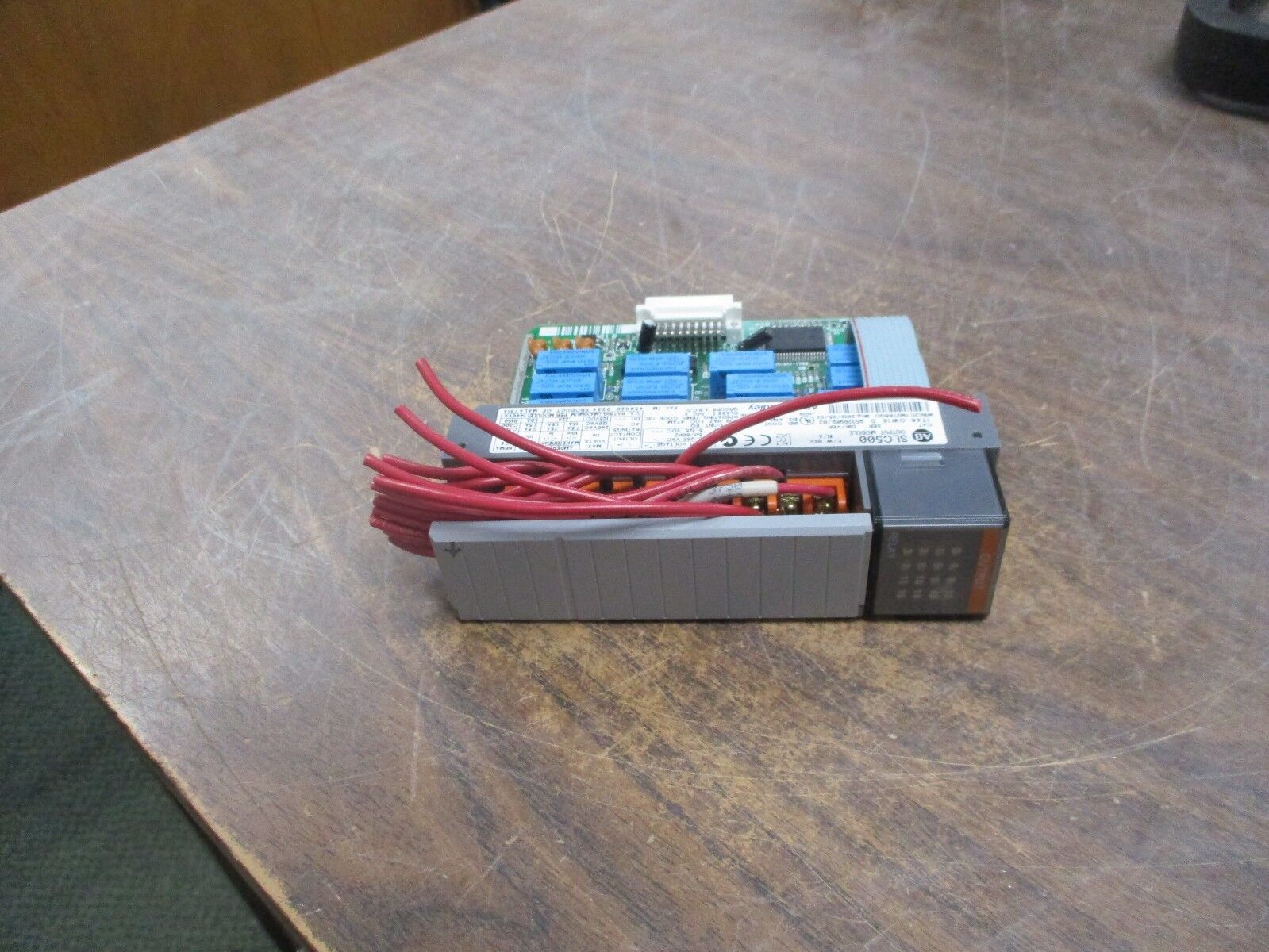 Allen-Bradley SLC 500 Output Module 1746-OW16 Ser D. DIR/VIR: 95320969/03 Used