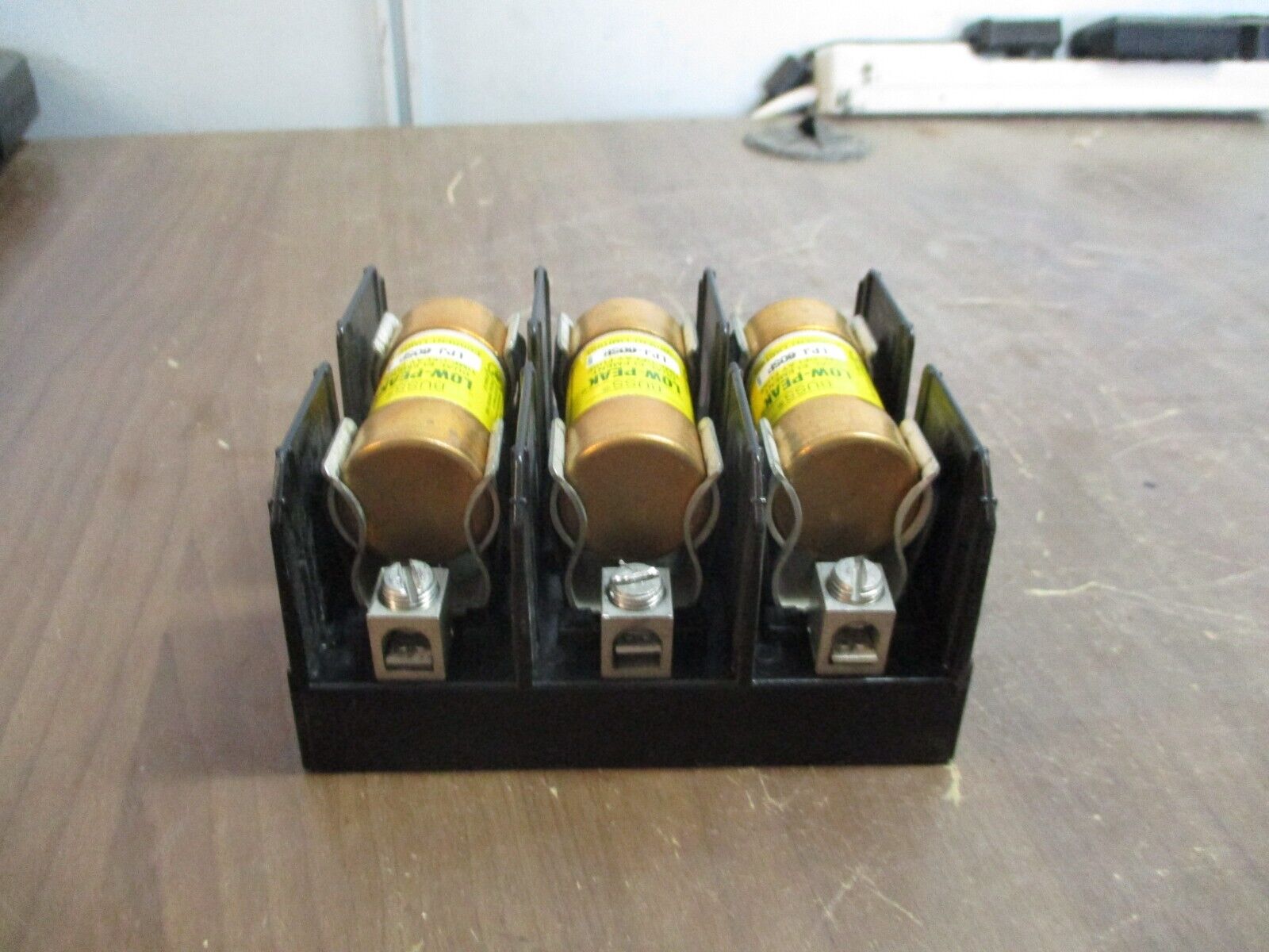 Buss Fuseholder J60060-3CR 60A 600V 3P w/ (3) 60A Fuses Used