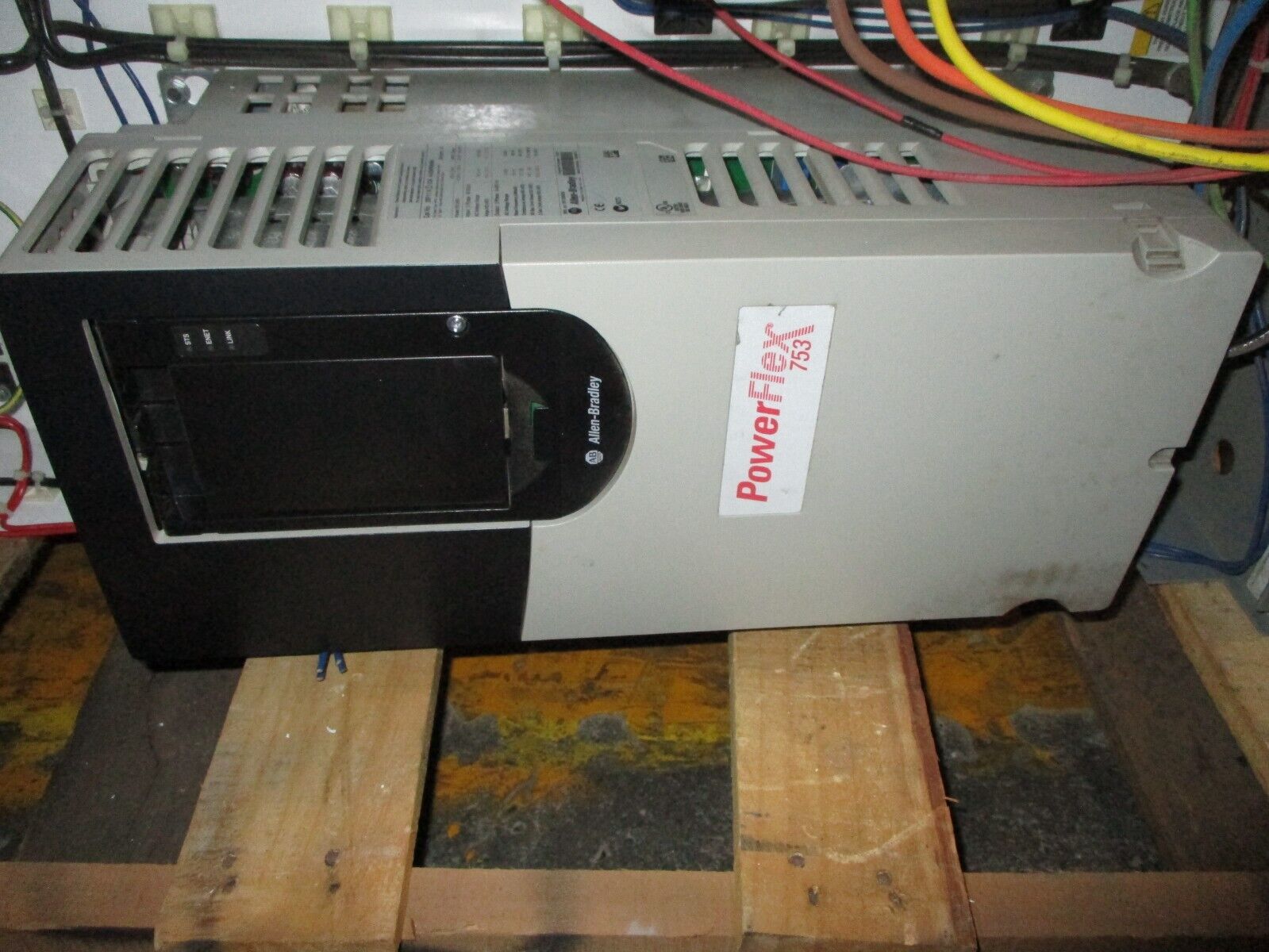 Allen-Bradley PowerFlex 753 AC Drive 20F11ND034AA0NNNNN 25HP 3Ph w/ Keypad Used