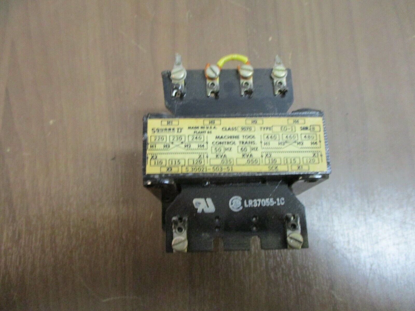 Square D Control Transformer 9070 E0-1 Ser. B 0.050 kVA Pri: 480V Sec: 120V Used