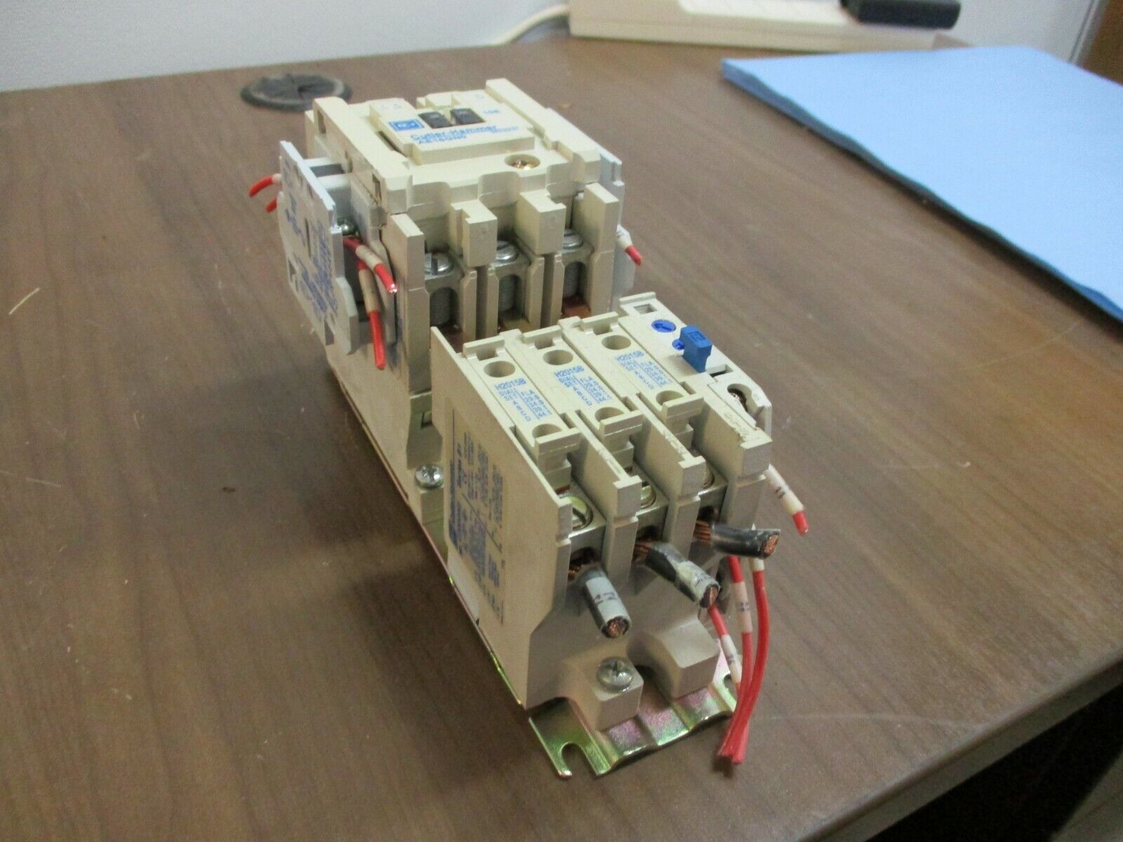 Cutler-Hammer Starter AE16GN0/C306GN3 120V Coil Used