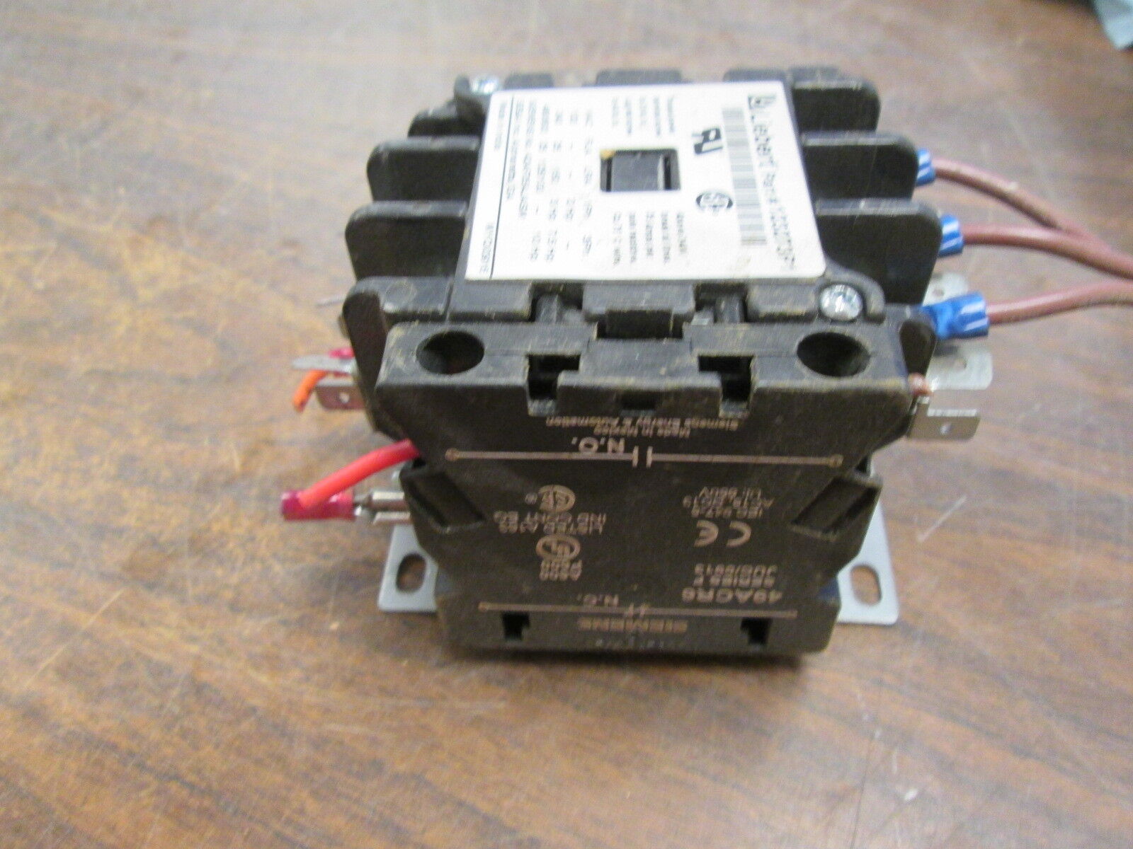 Liebert Contactor 123273P1 24V Coil 25A 600V w/ Aux Contact Used