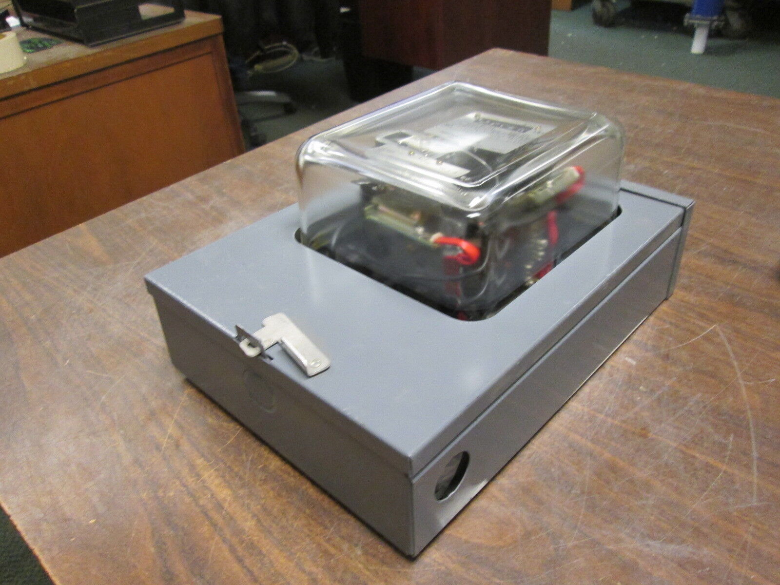 Osaki Watthour Meter 0Q91HT 120/208Y 3Ph 4W 60Hz Used