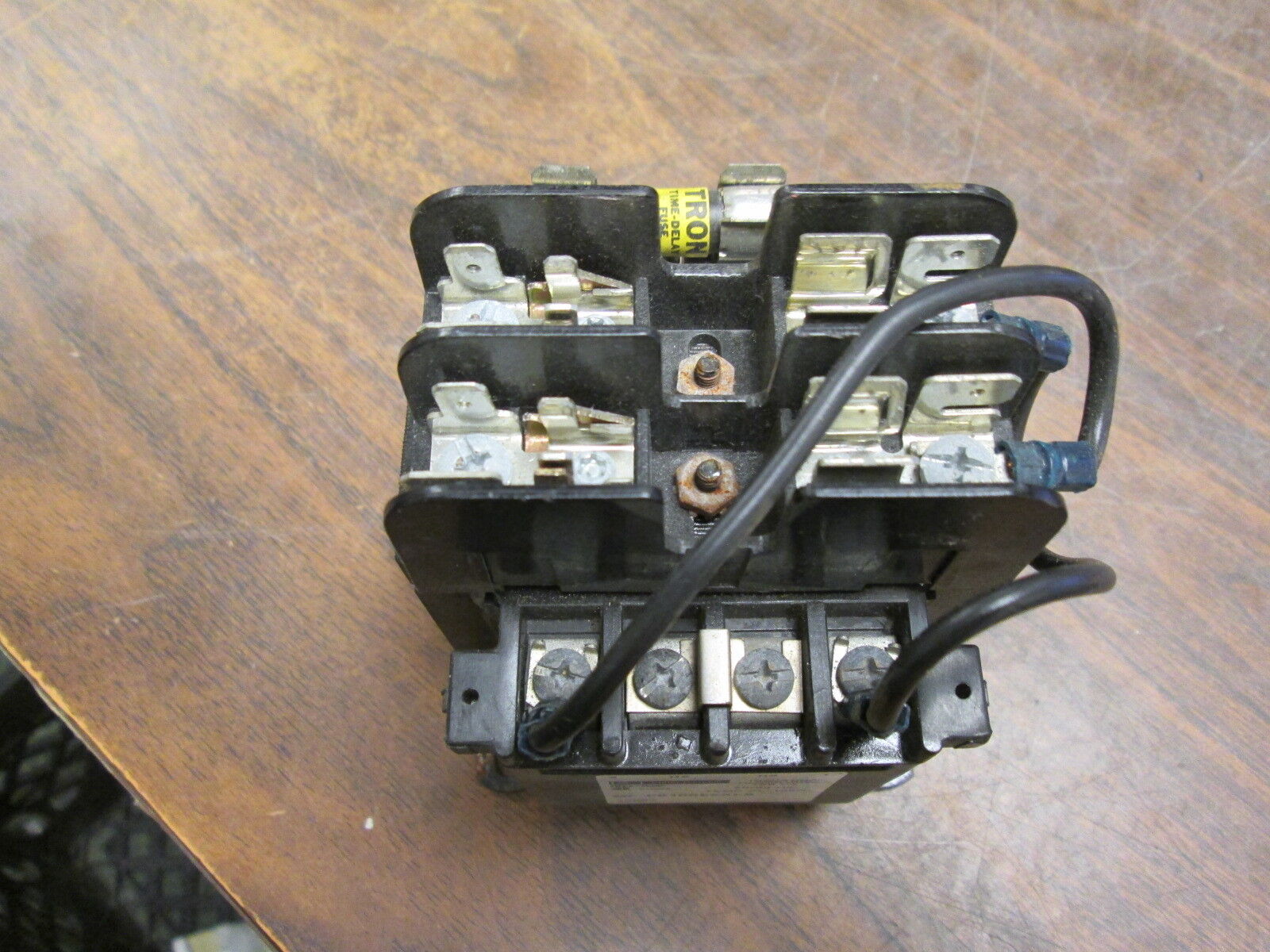 Cutler-Hammer Control Transformer C0100E2AFB 100VA Pri: 240/480V Sec: 120V Used