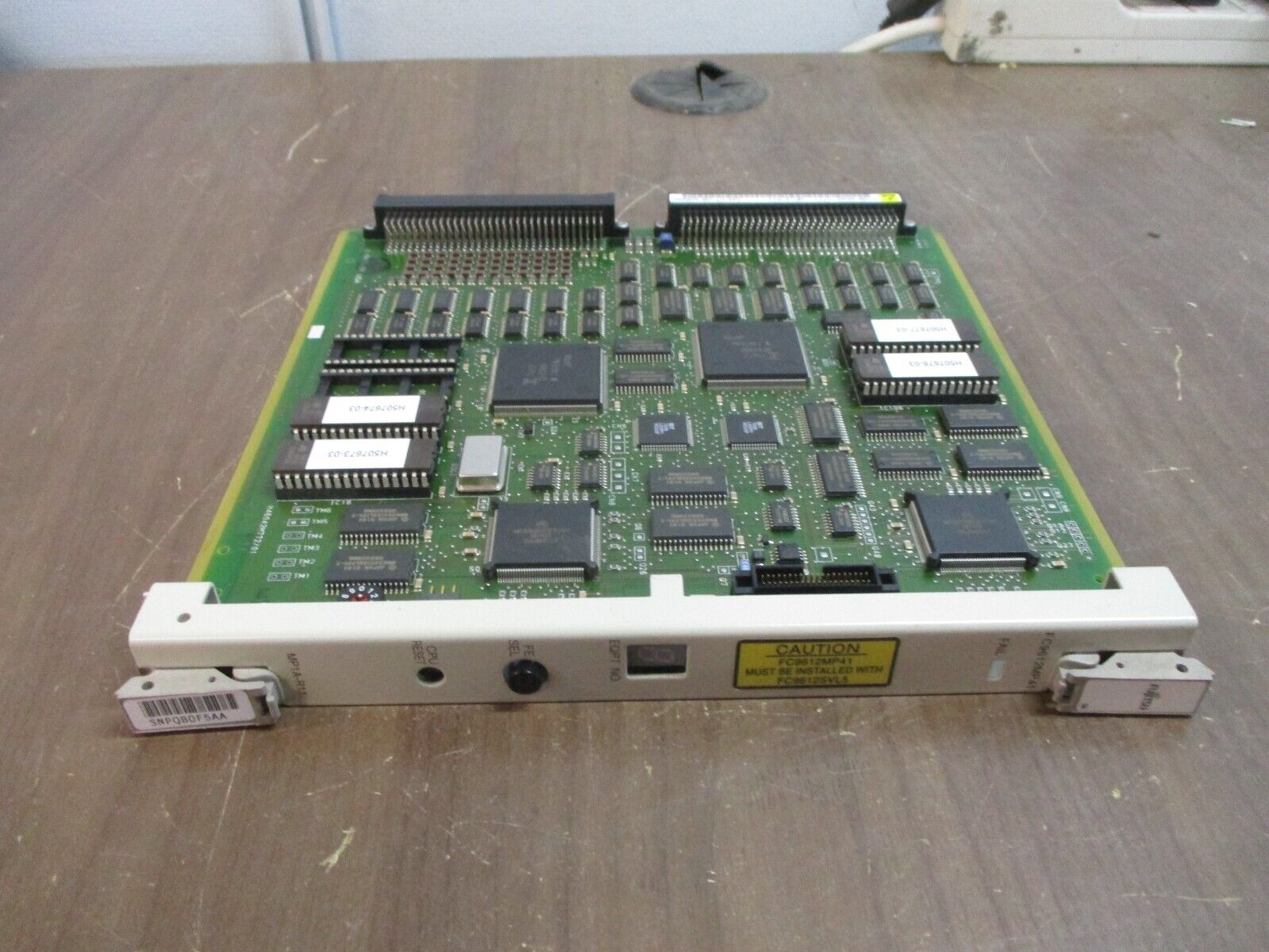Fujitsu Microprocessor Unit SNPQB0F5AA FC9612MP41 / MP1A-R11 Used