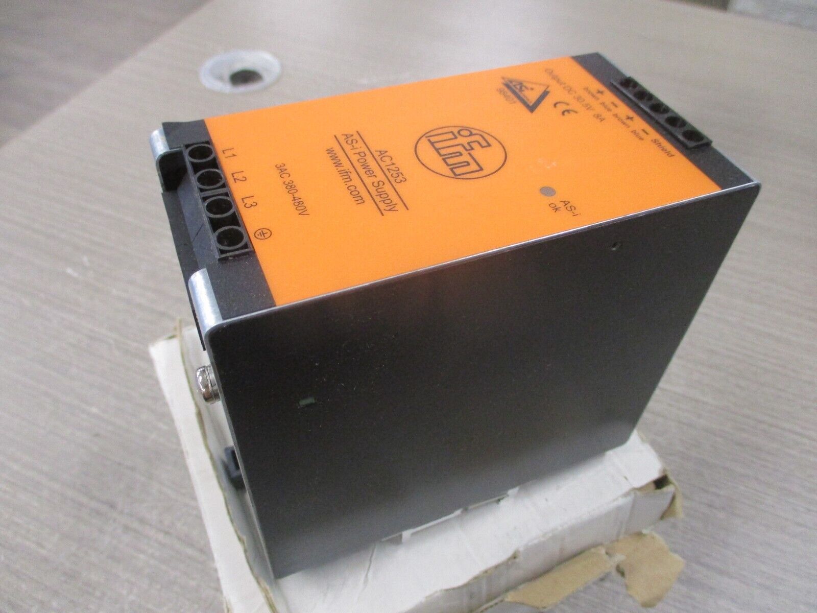 IFM AS-i Power Supply AC1253 Output: 30.5V 8A 244W New Surplus