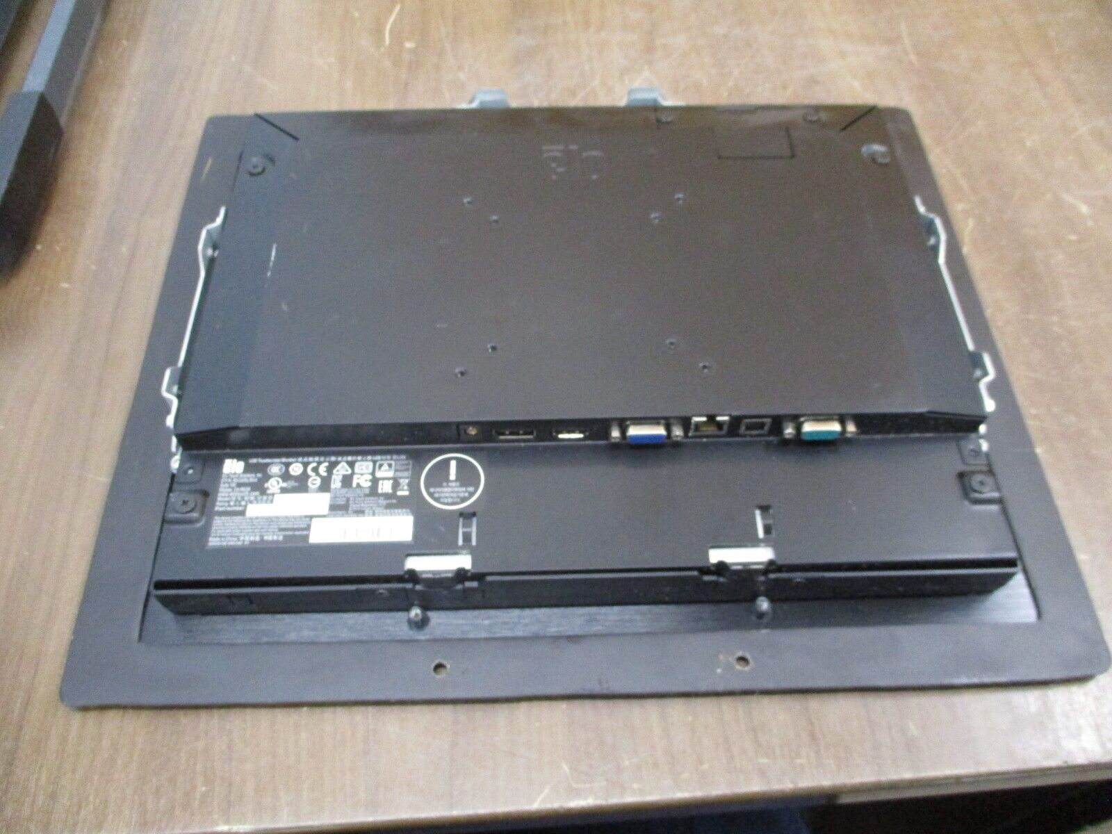 elo LCD Touch Screen Monitor ET1590L-8CWB-1-ST-NPB-G 12VDC 1.5A Used