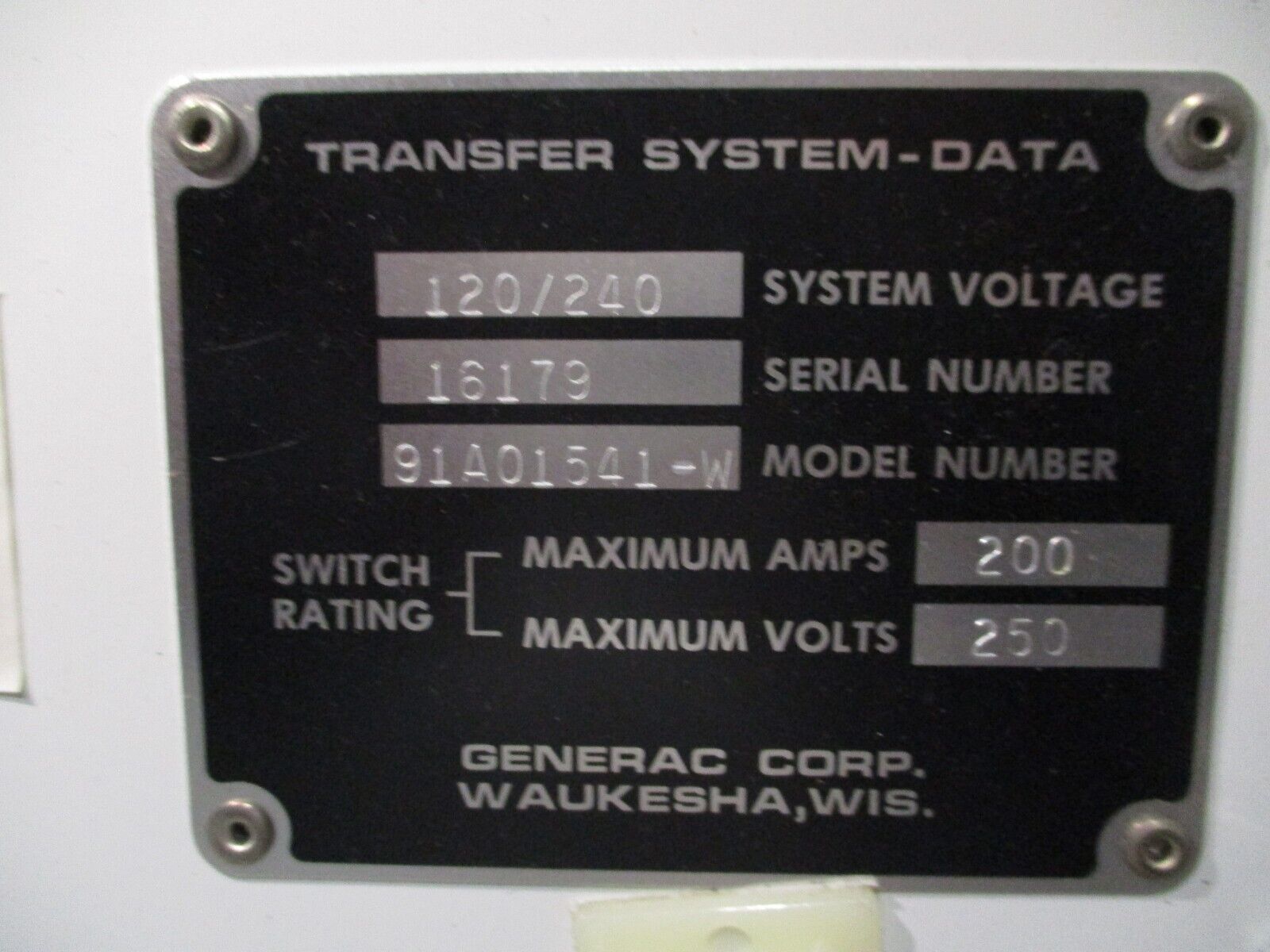 Generac Automatic Transfer Switch 91A01541-W 200A 120/240V 1Ph Used