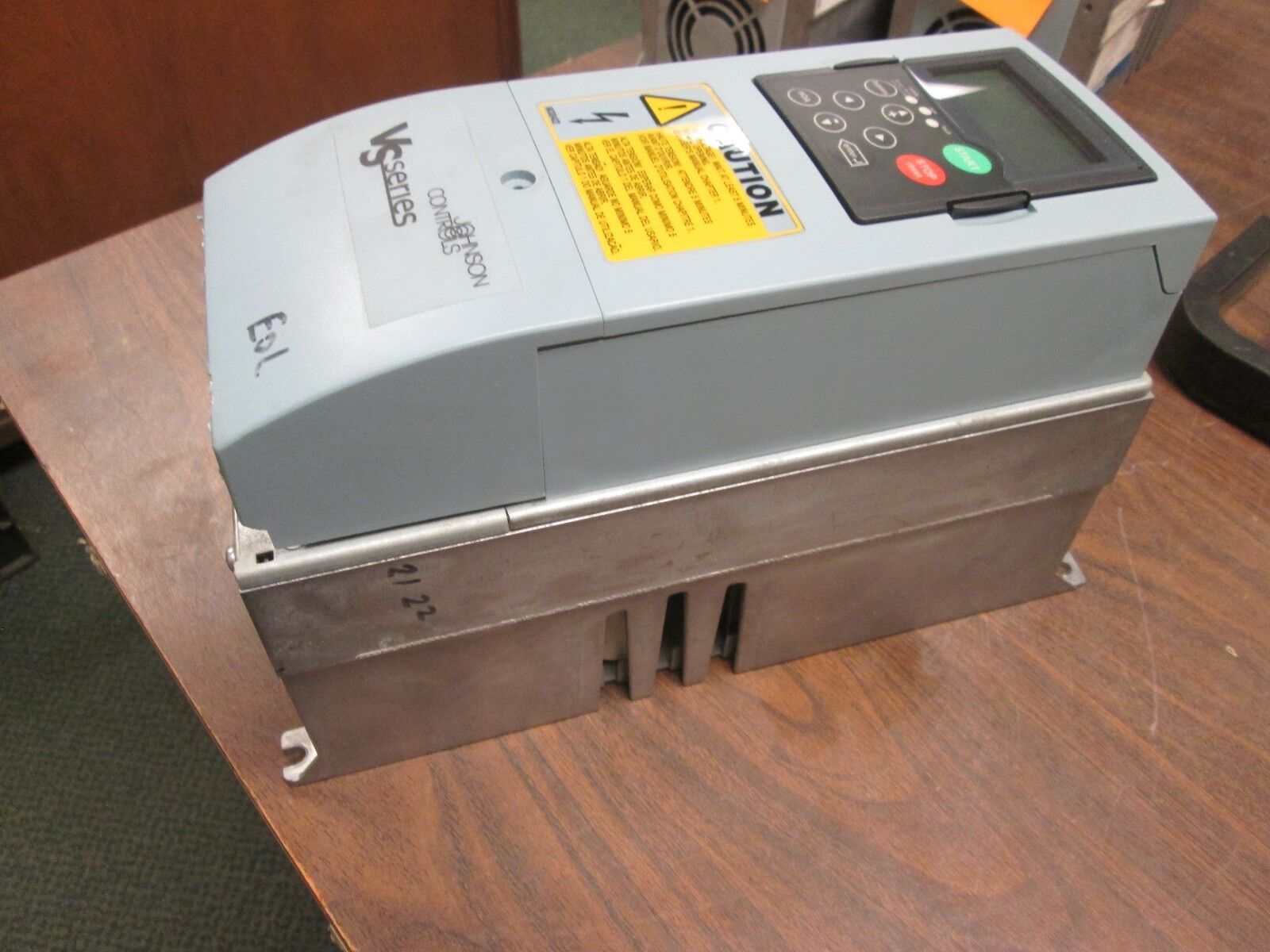 Johnson Controls VS Series AC Drive VS007410A-L0000 7.5HP 3Ph Used