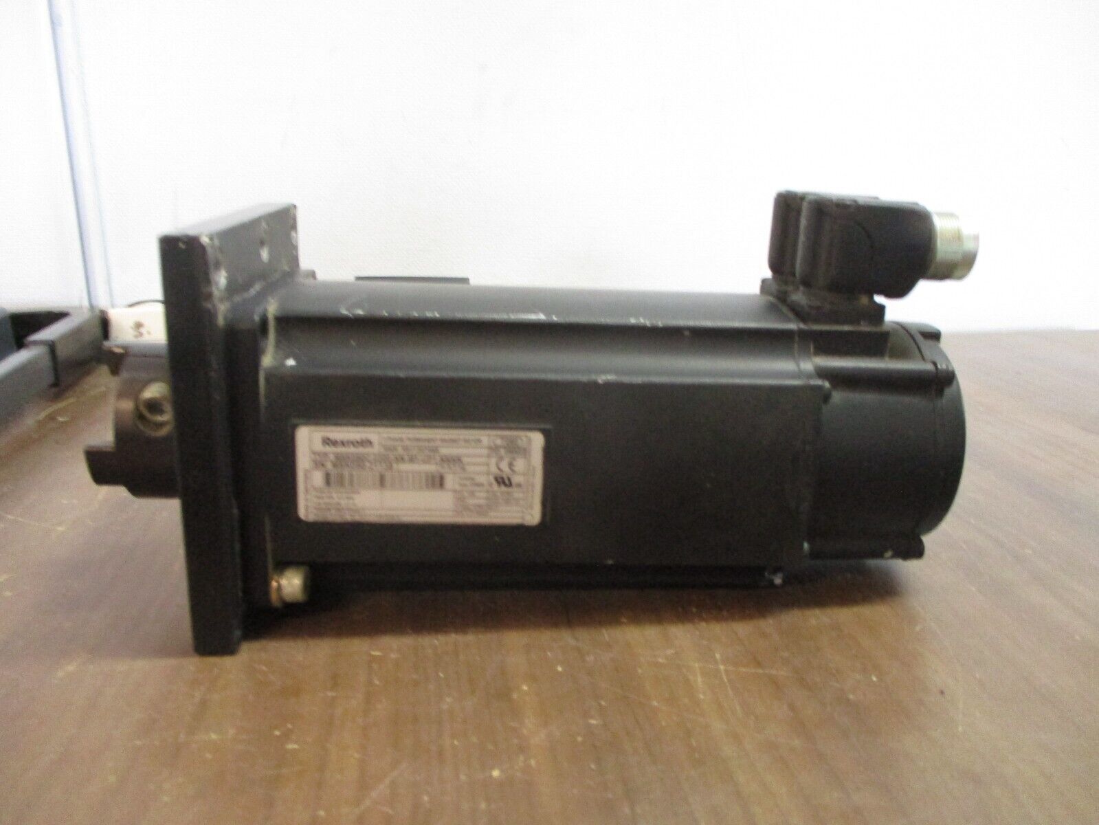 Rexroth Servo Motor MSK050C-0300-NN-M1-UP1-NNNN 5.5Nm Torque 4700RPM 600V Used