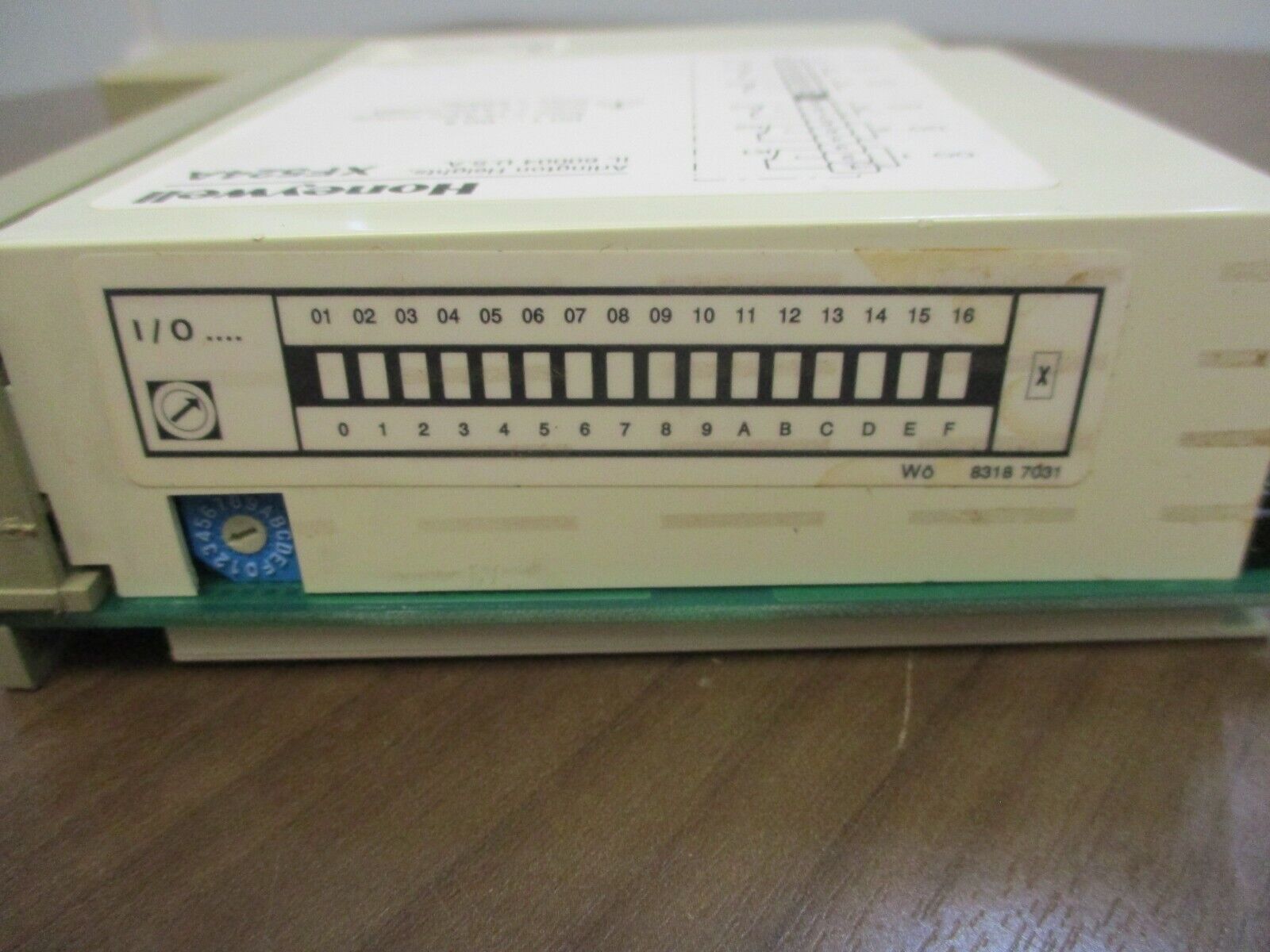 Honeywell Digital Output Module XF524A 240VAC 12A Used