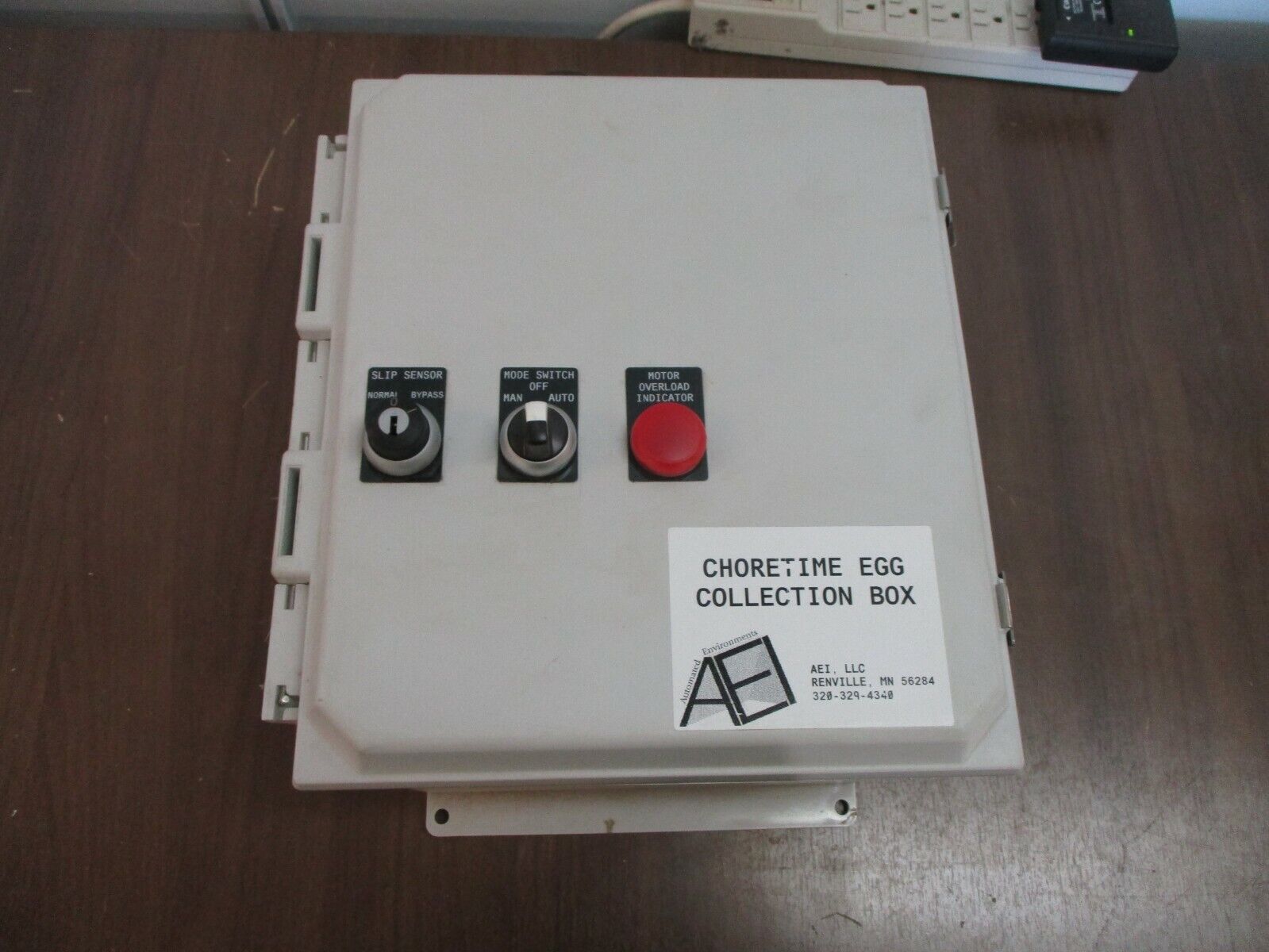 Choretime Egg Collection Starter Box Type 3R, 4X, 12, 13 Enclosure, Used