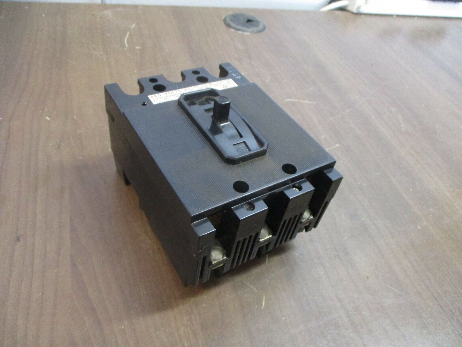 ITE Circuit Breaker EH3-B020 20A 480V 3P New Surplus