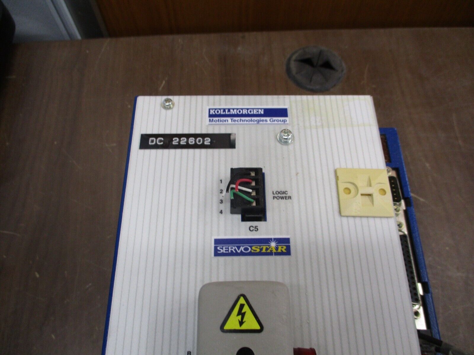 Kollmorgen ServoStar Servo Amplifier SR55200-2G617C Output: 230VAC 55A/Ph 20kW