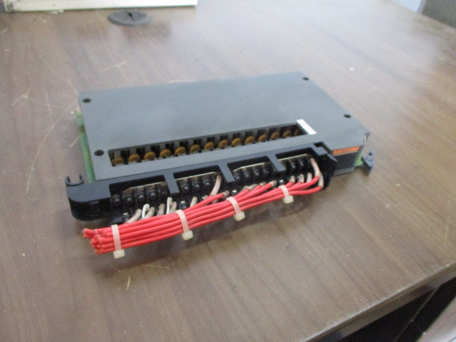 Allen-Bradley Isolated AC Output Module 1771-ODD B Rev. A02 120V Used